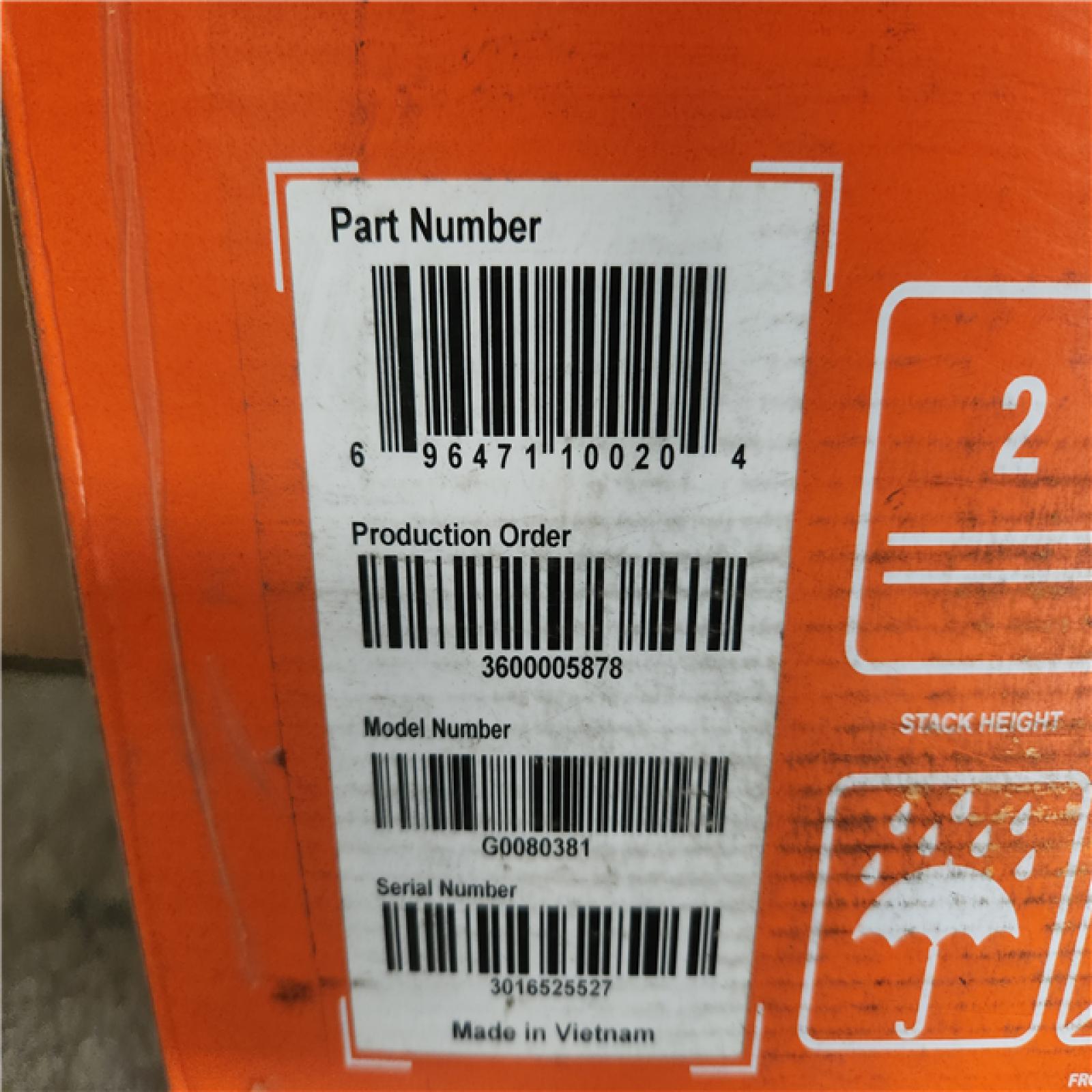 Phoenix NEW Generac 100-Watt Portable Solar Panel with 20.1 Volt Output  IP67 Solar Charger for Power Station / Generator - GS100