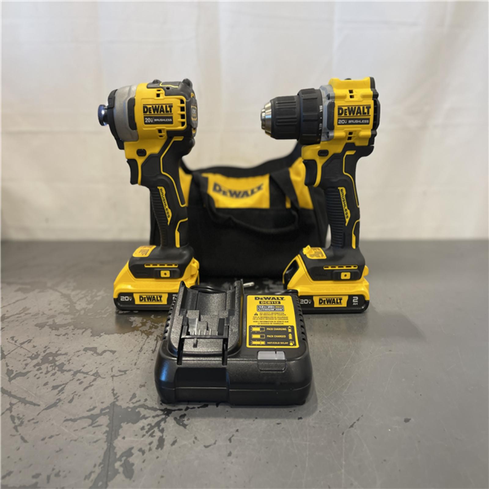 AS-IS- DEWALT ATOMIC 20-Volt MAX Lithium-Ion Cordless Combo Kit