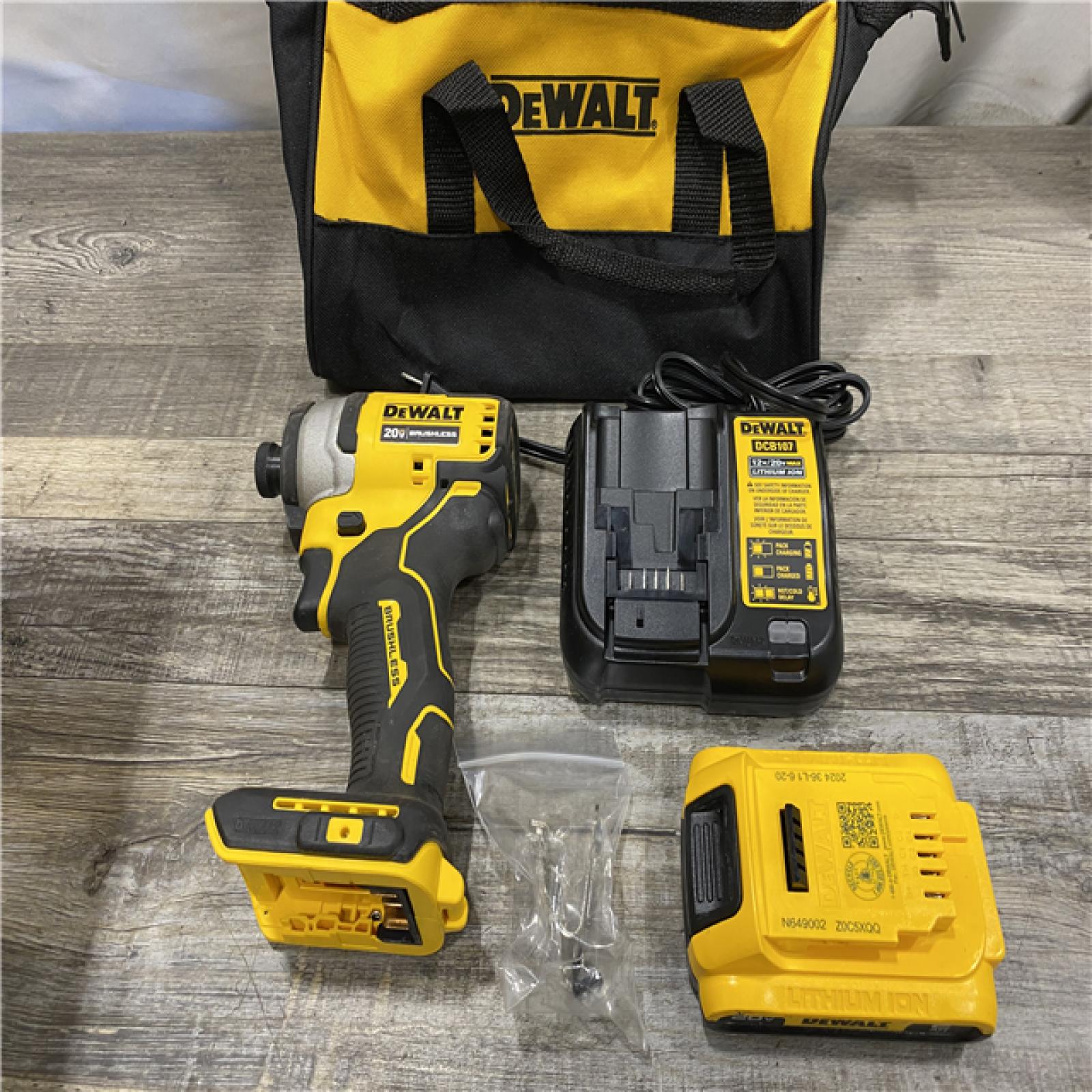 AS-IS DEWALT Atomic 20V Max Lithium-Ion Brushless Cordless Compact 1/4 in. Impact Driver Kit