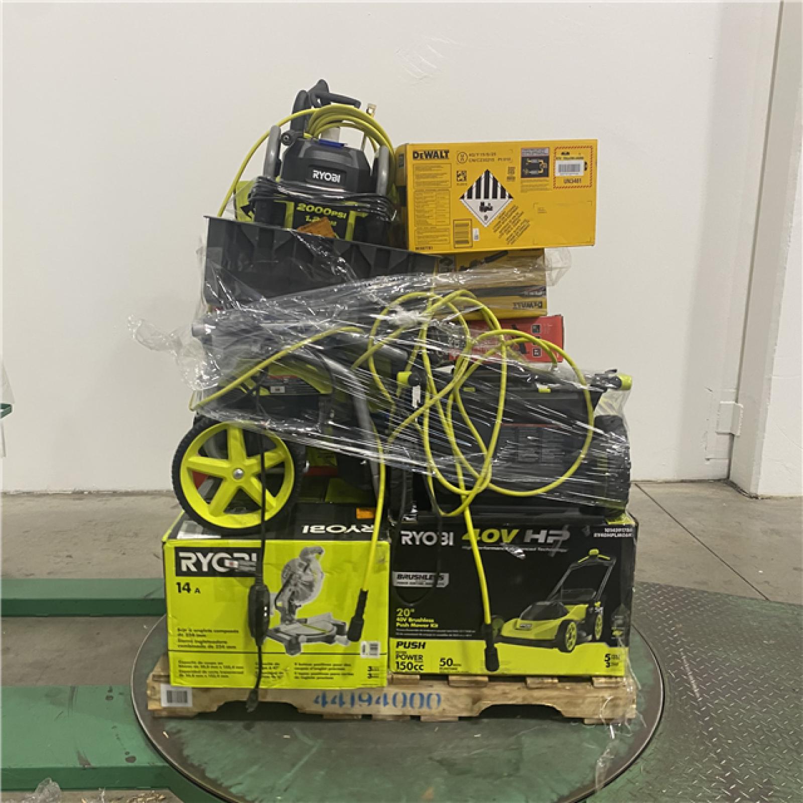 Dallas Location - As-Is Tool Pallet