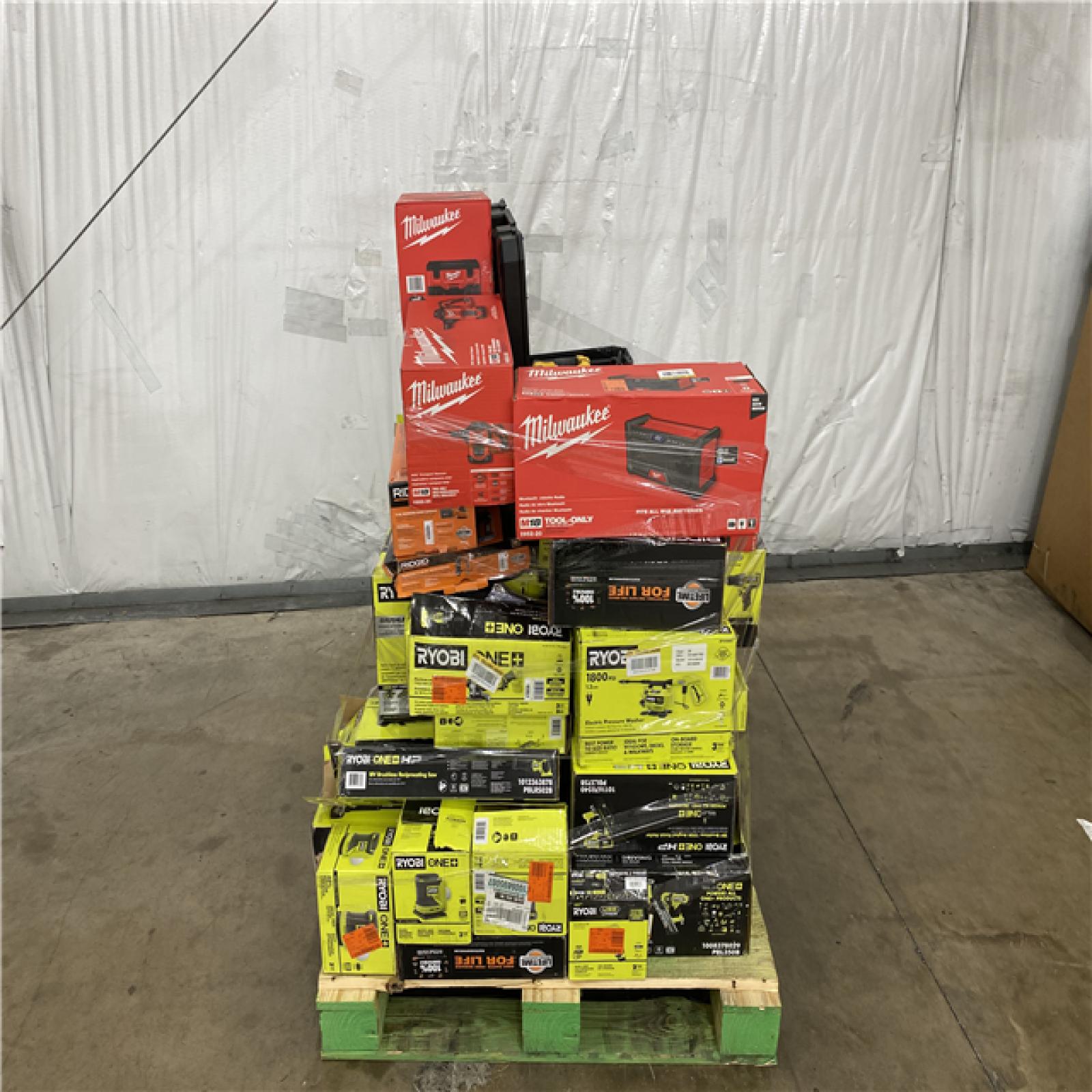 Houston Location AS IS - Tool Pallet