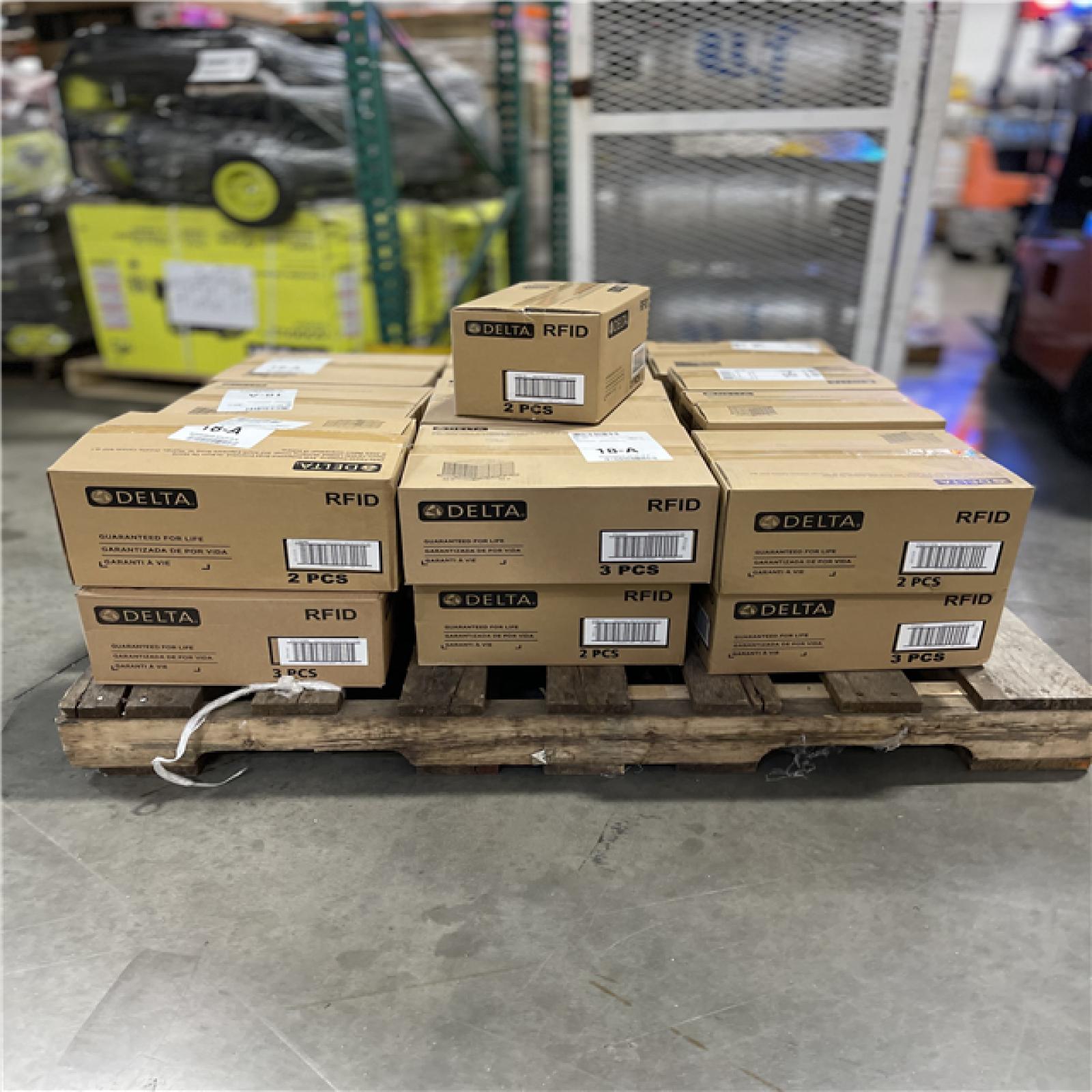 DALLAS LOCATION- DELTA SHOWER HEAD MIXED PALLET