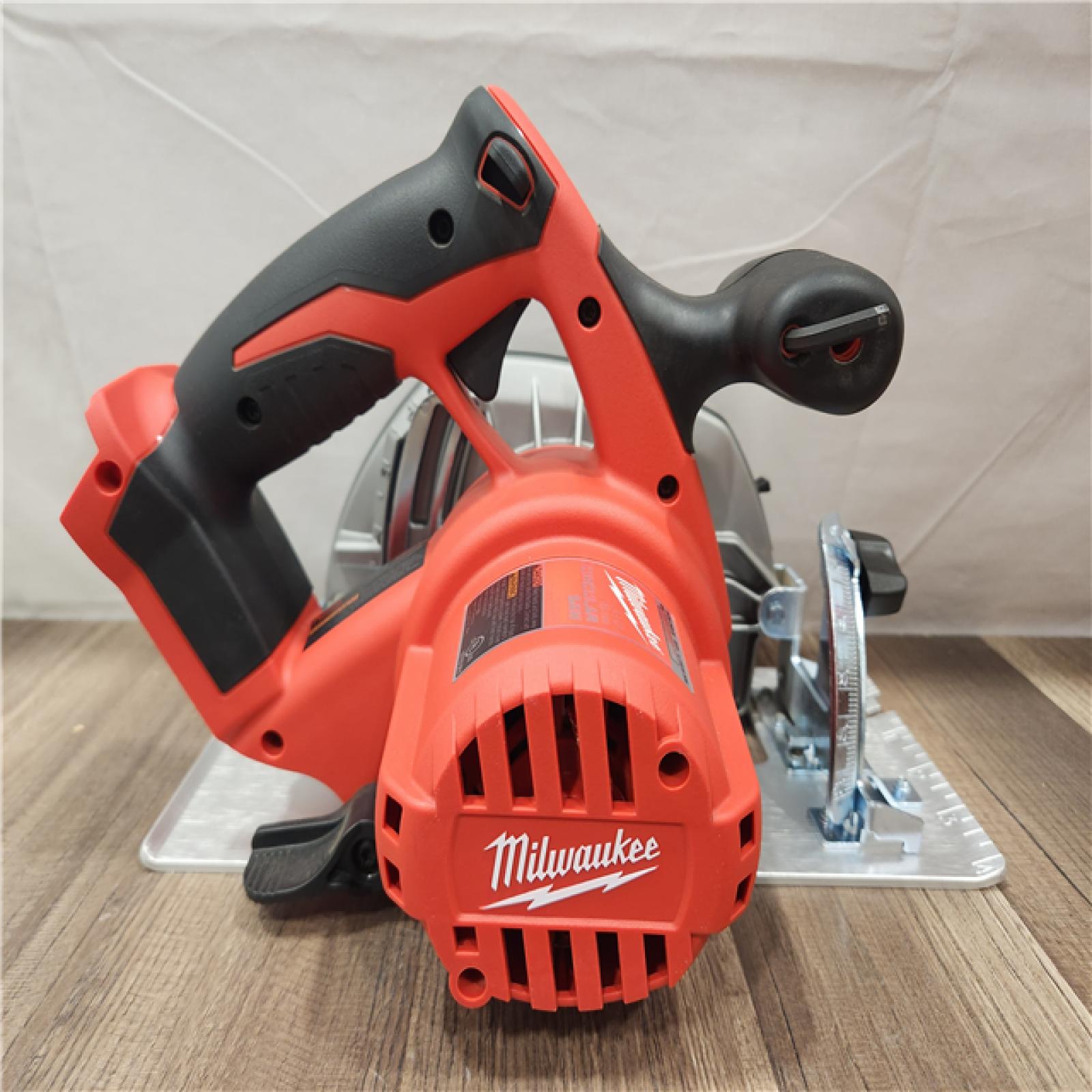 AS-IS- Milwaukee M18 Cordless 6-1/2 Circular Saw (Tool Only)