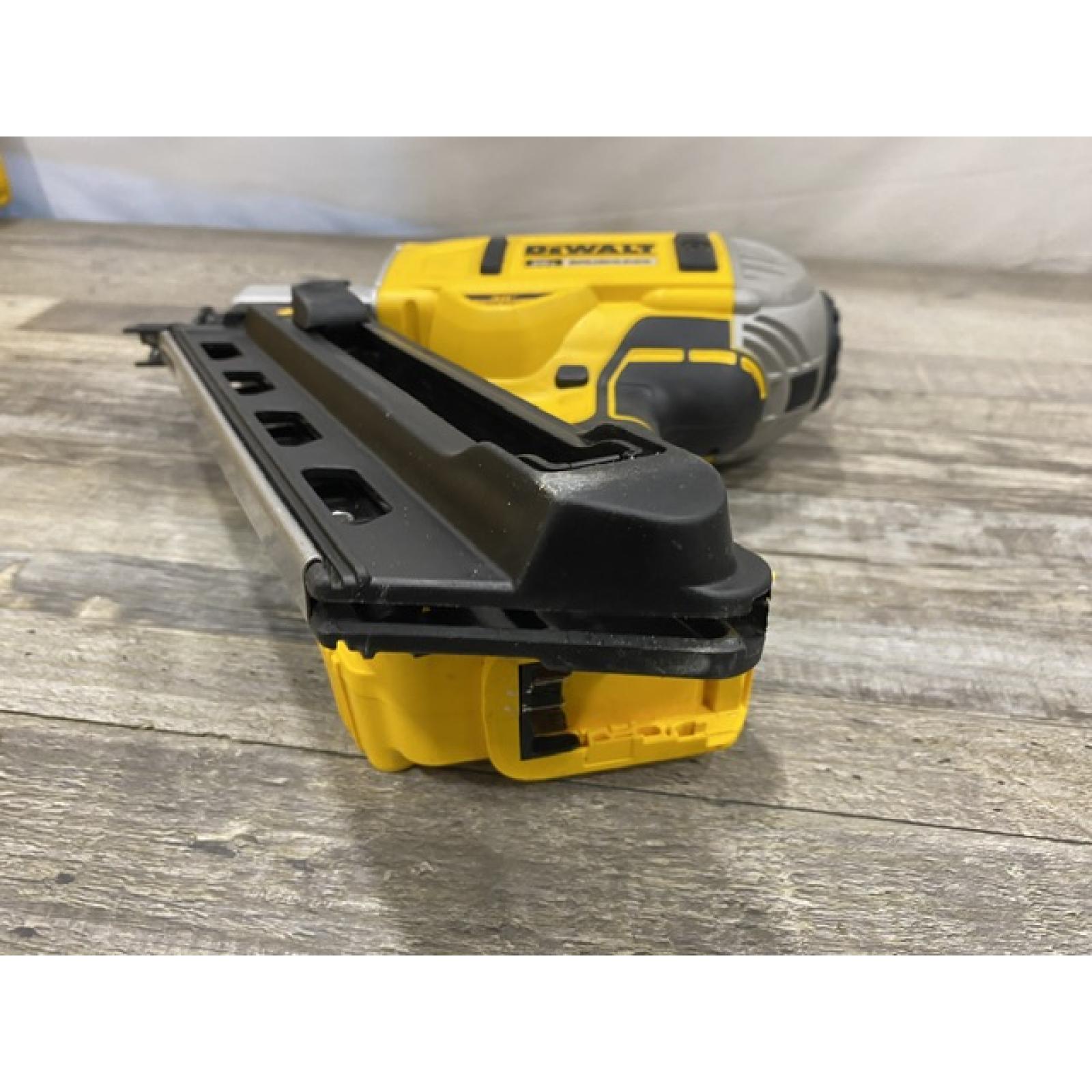 AS-IS DEWALT 20V MAX Brushless Li-Ion Framing Nailer (Tool Only)