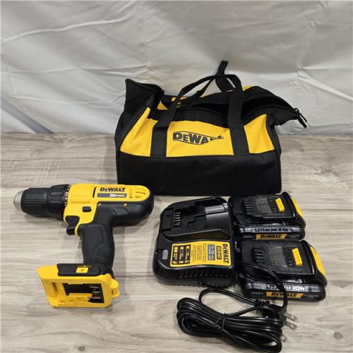 LIKE NEW! - DEWALT 20V MAX Cordless Drill/Driver Kit