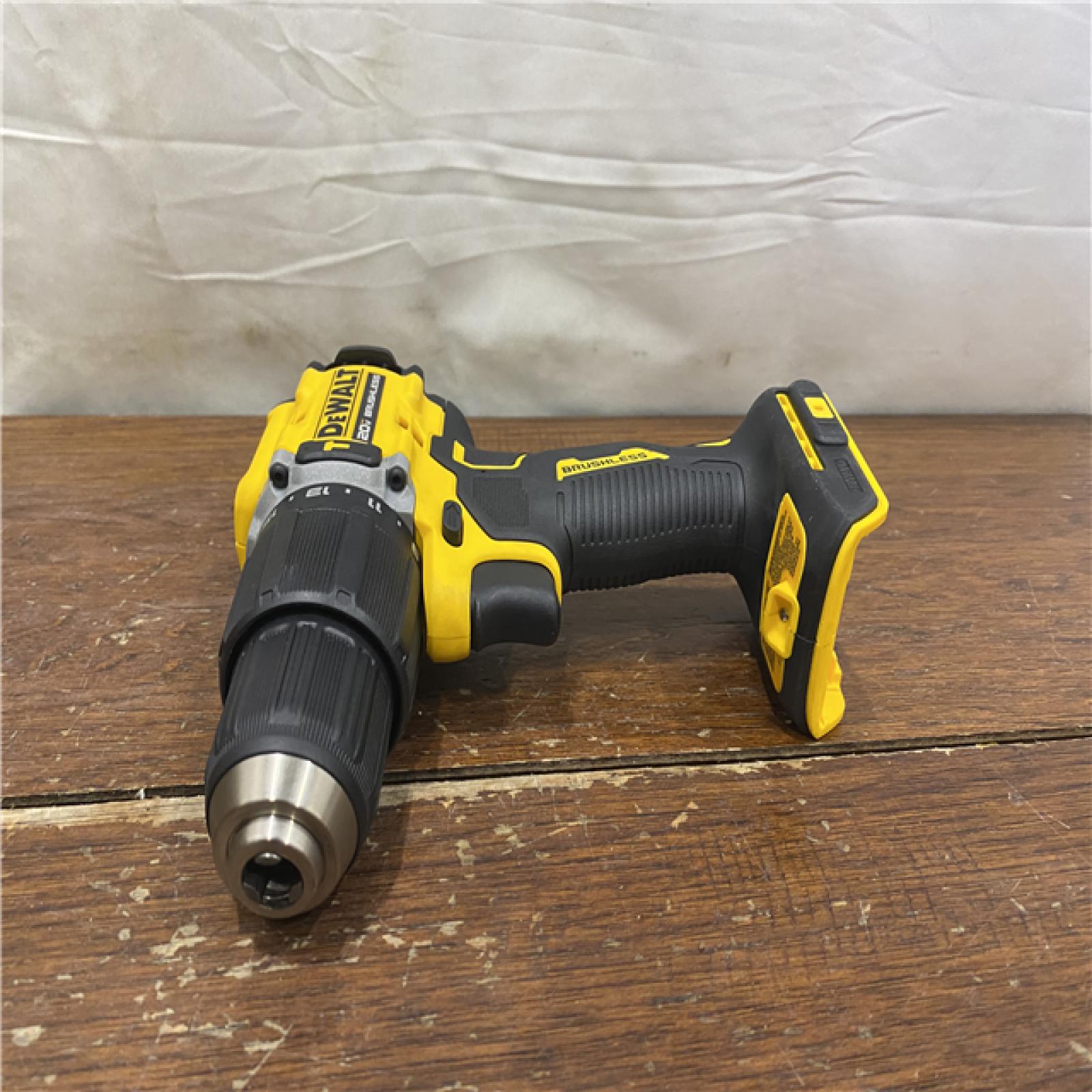 AS-IS DEWALT ATOMIC 20-Volt Lithium-Ion Cordless 1/2 in. Compact Hammer Drill with 3.0Ah Battery, Charger and Bag