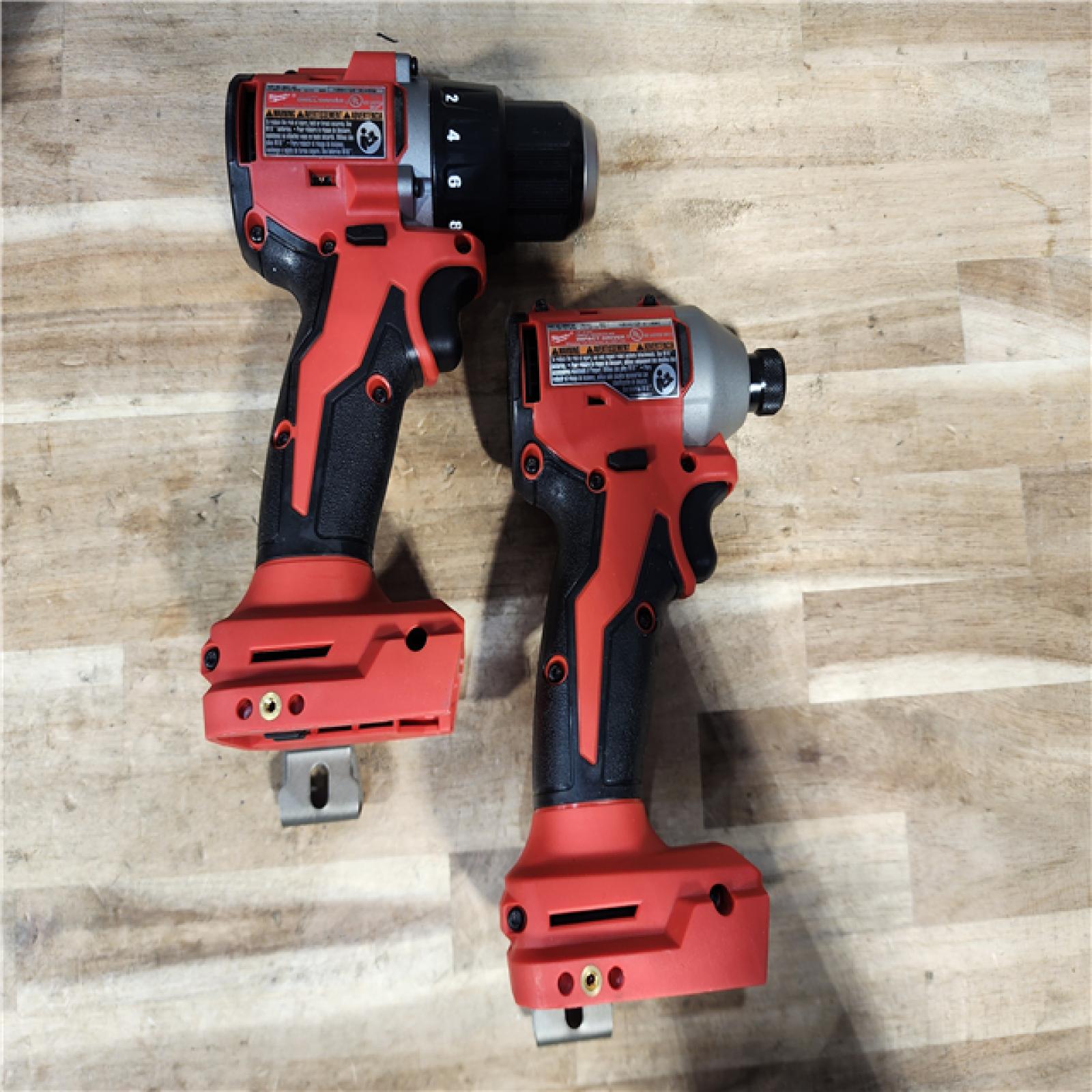 HOUSTON LOCATION - AS-IS Milwaukee  18V Lithium-Ion Brushless Cordless Compact Drill/Impact Combo Kit