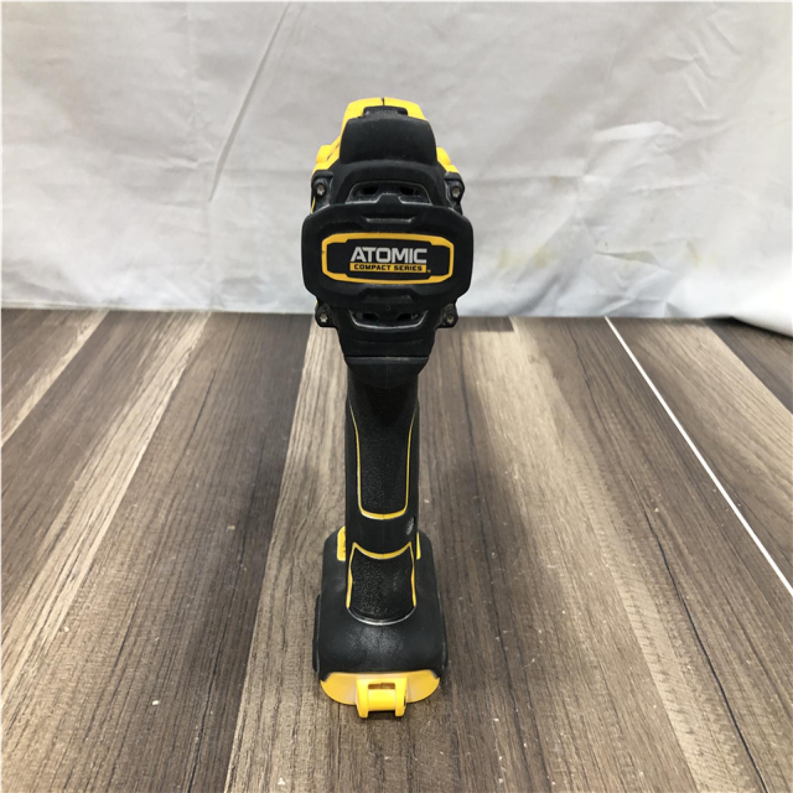 AS-IS DEWALT ATOMIC 20V Lithium-Ion Cordless 1/2 in. Hammer Drill Kit