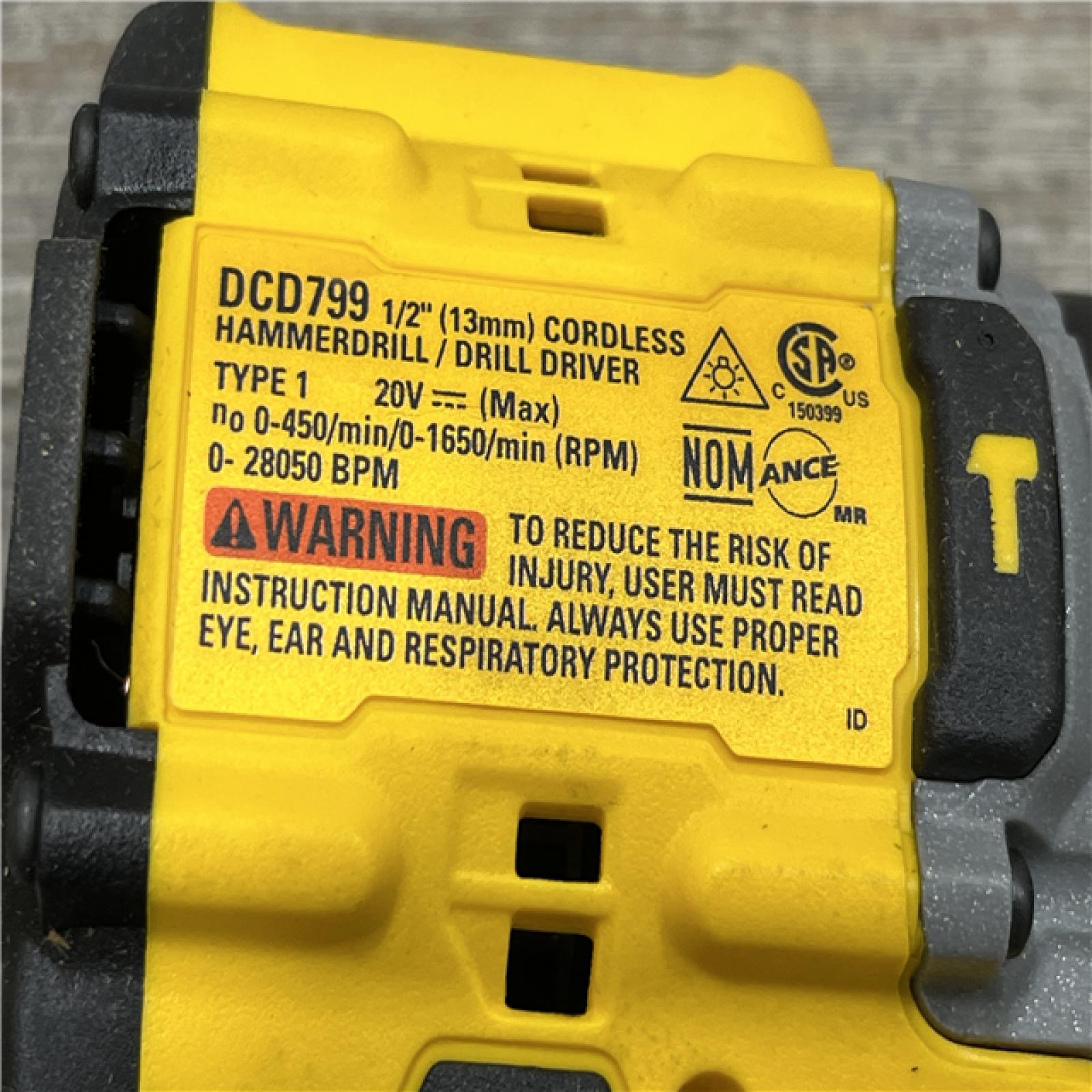 AS-IS DEWALT ATOMIC 20V Lithium-Ion Cordless 1/2 in. Hammer Drill Kit