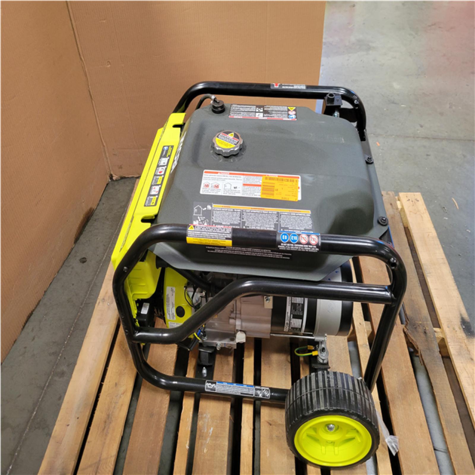 CALIFORNIA AS-IS RYOBI 4 500/3 600- WATT GENERATOR