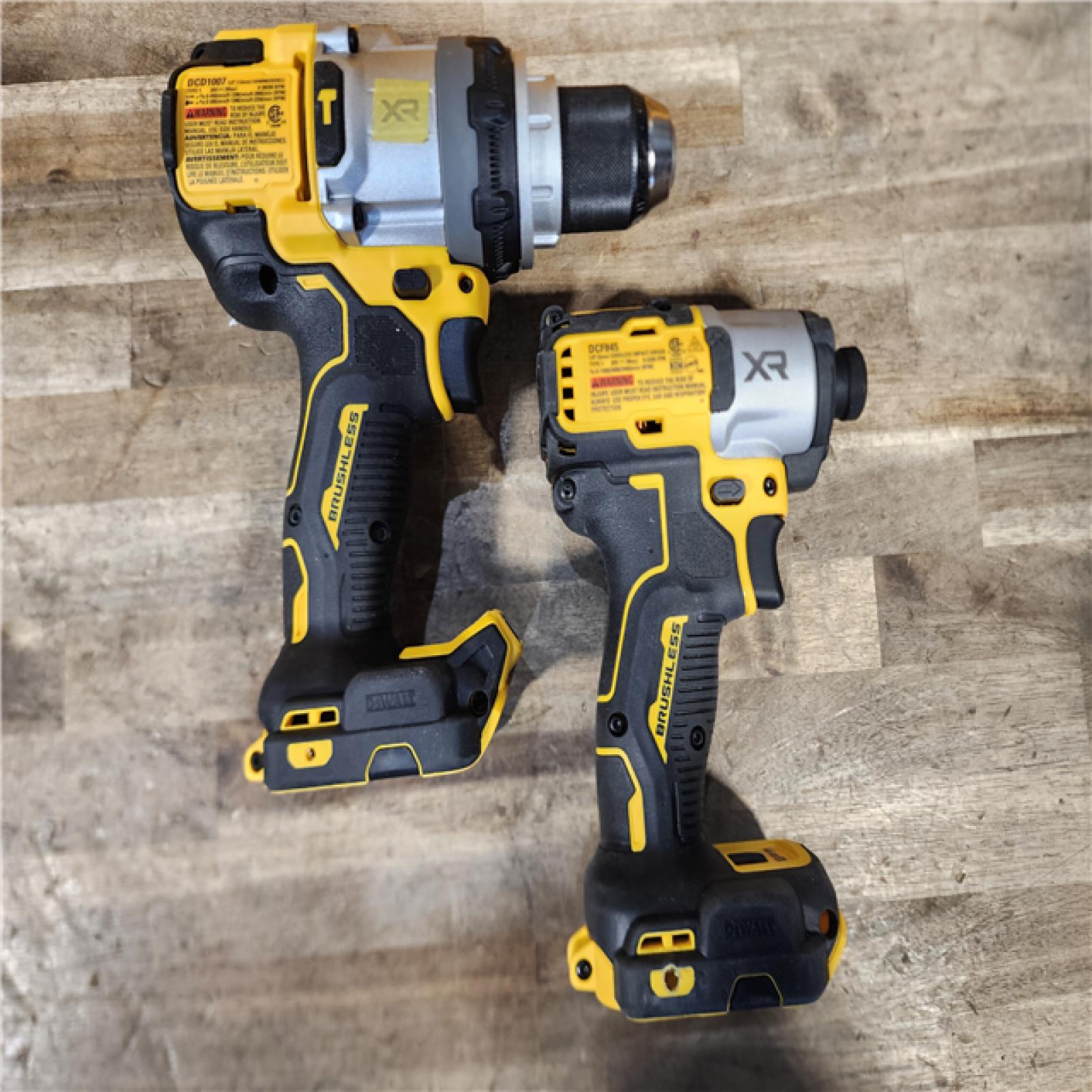 HOUSTON LOCATION - AS-IS DeWalt 20V MAX XR Cordless Brushless 2 Tool Hammer Drill and Impact Driver Kit