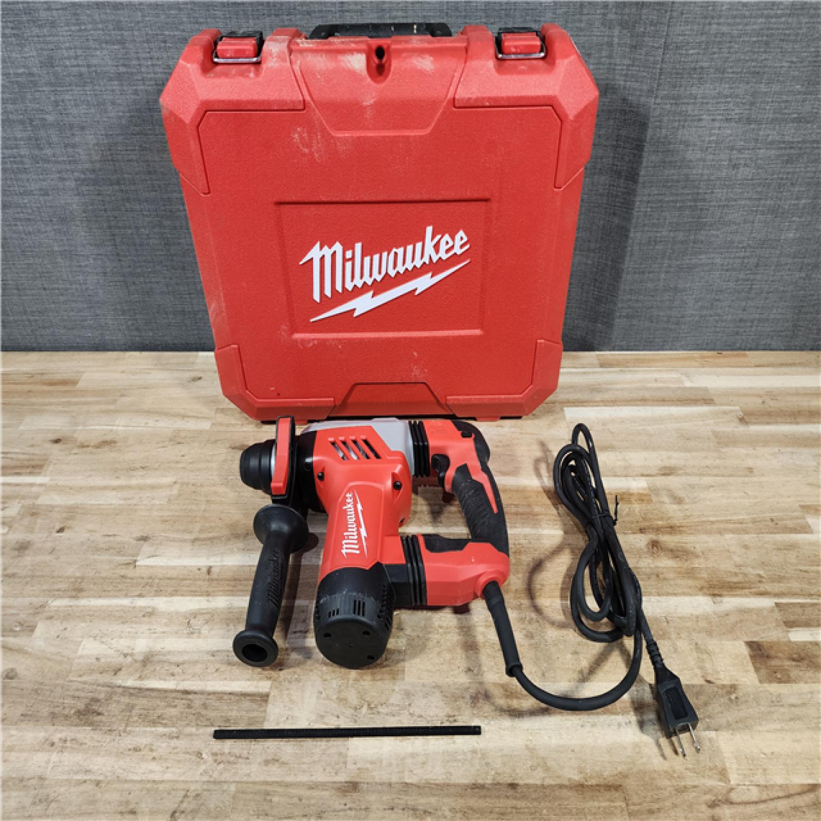 HOUSTON LOCATION - AS-IS Milwaukee 1-1/8 in. Corded SDS-Plus Rotary Hammer