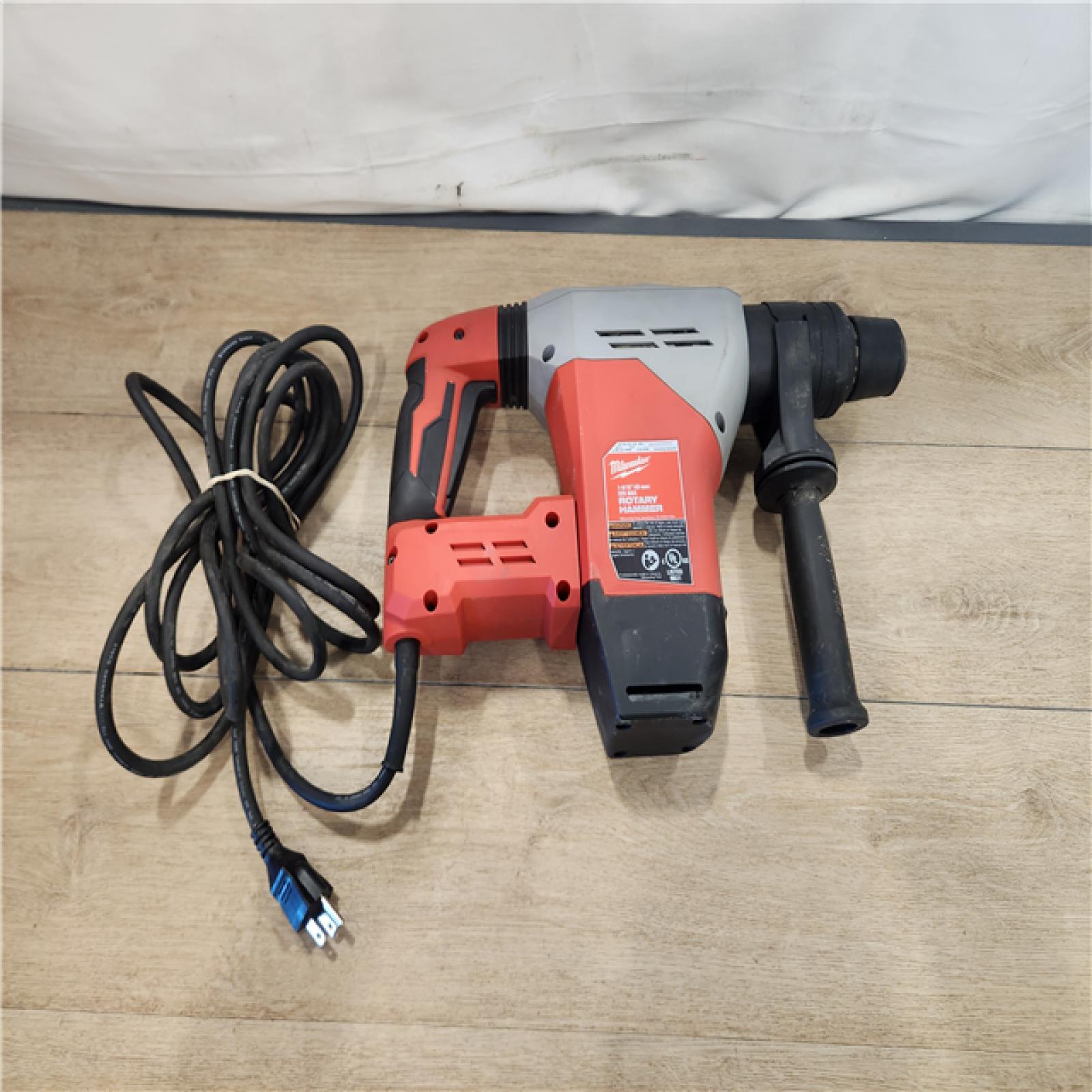AS-IS- Milwaukee 1-9/16 in. SDS-Max Rotary Hammer
