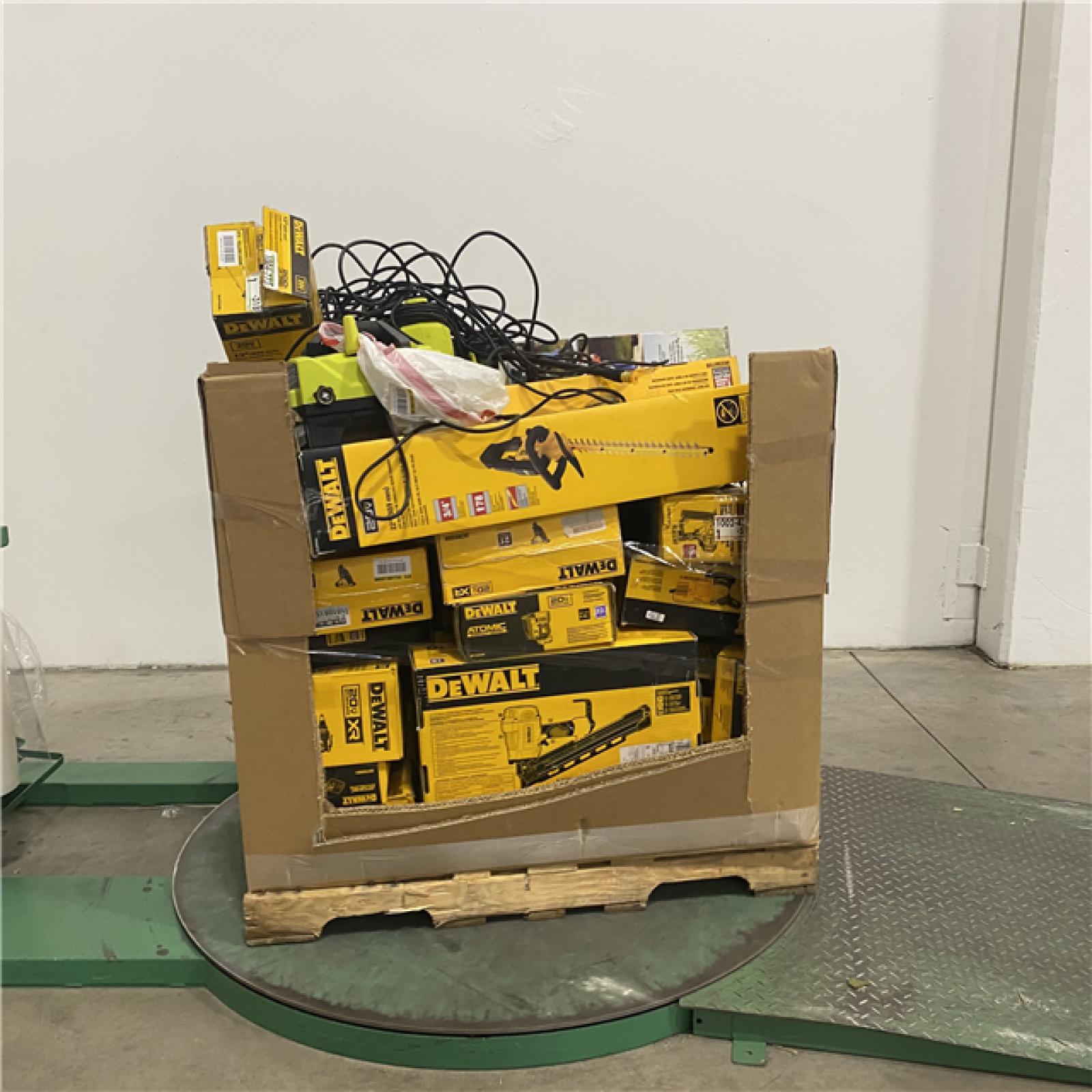DALLAS LOCATION- AS-IS TOOL PALLET