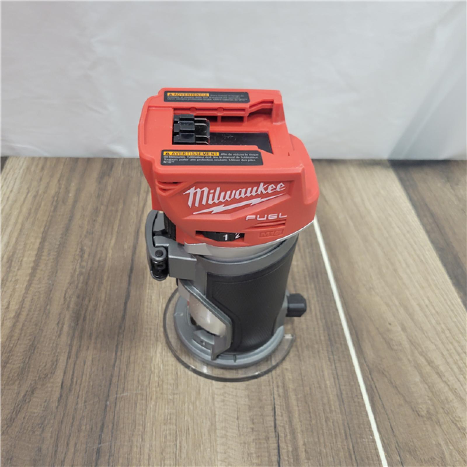 AS-IS Milwaukee 2723-20 M18 FUEL 18V Cordless Li-Ion Compact Router - Bare Tool