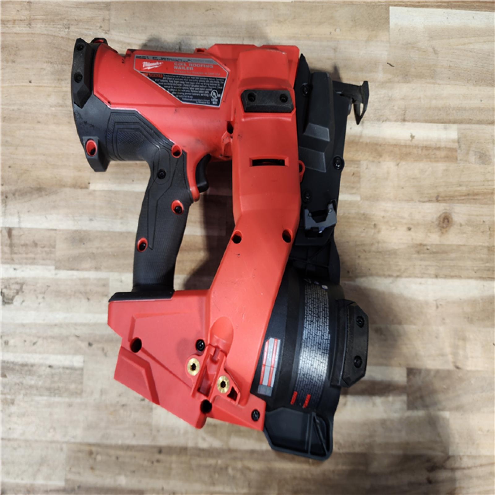 HOUSTON LOCATION - AS-IS Milwaukee FUEL 18-Volt Lithium-Ion Brushless Cordless Coil Roofing Nailer (Tool Only)