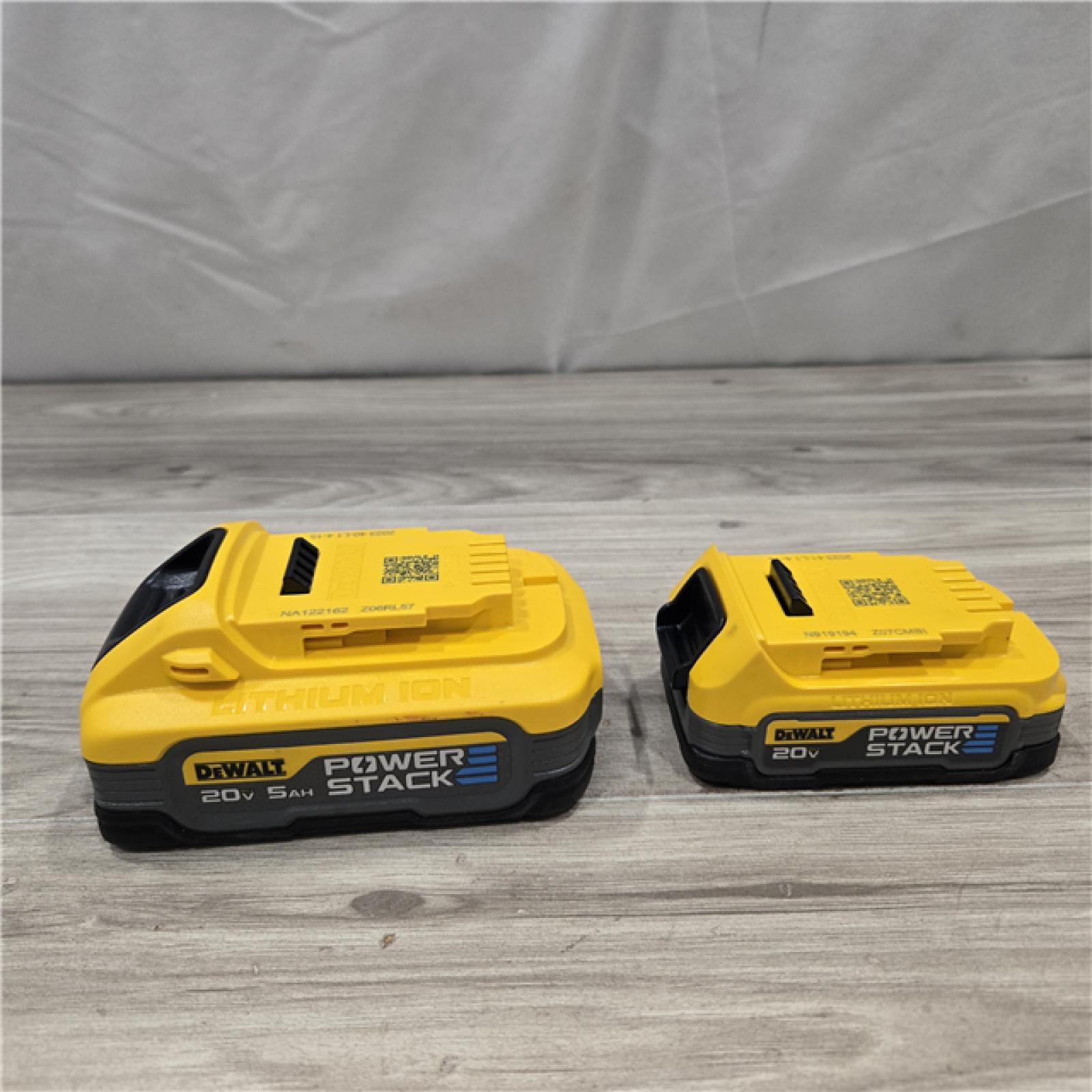 AS-IS Dewalt DCBP315-2C 20V MAX POWERSTACK Battery Starter Kit