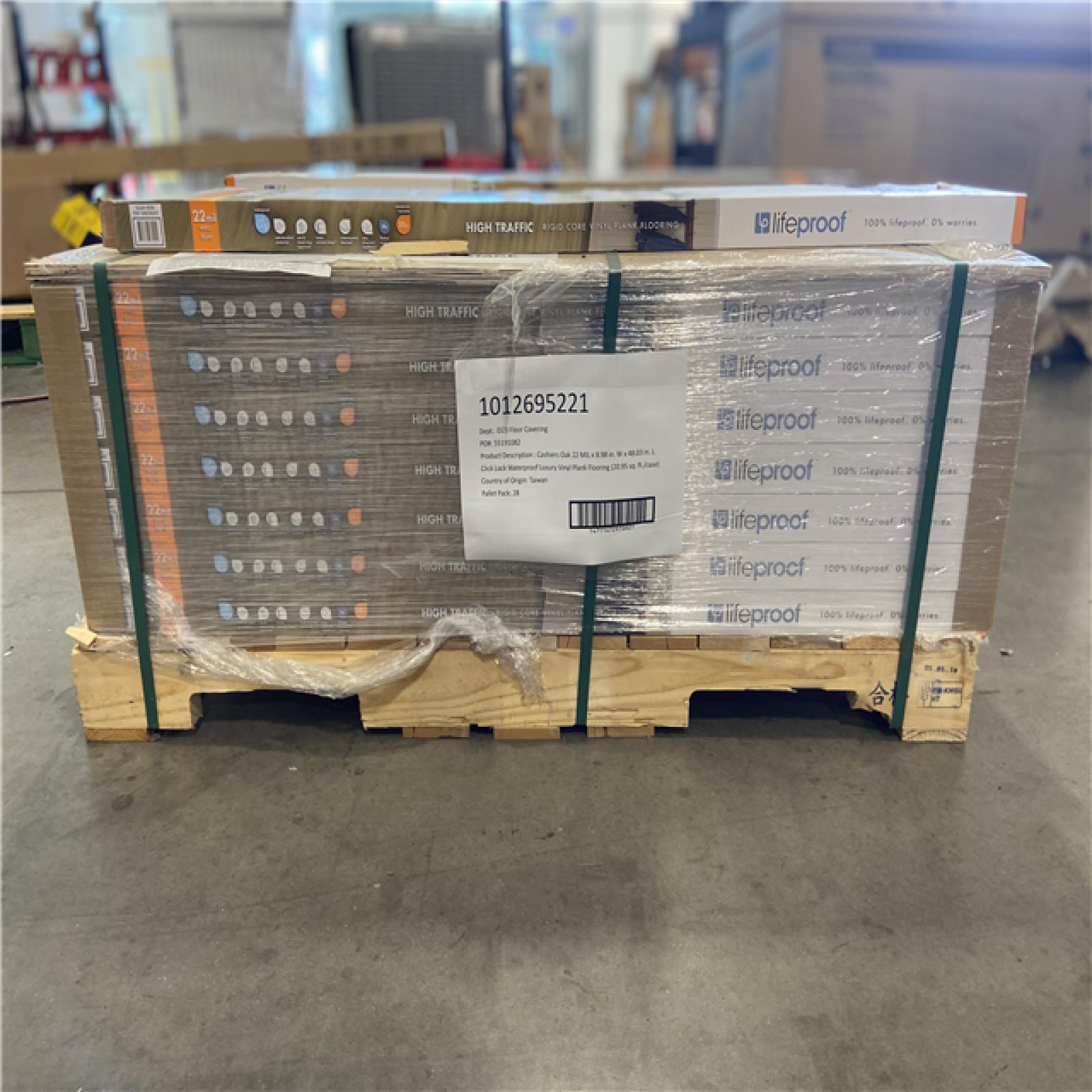 DALLAS LOCATION - Lifeproof Cashiers Oak 22 MIL x 8.98 in. W x 48.03 in. L Waterproof Click Lock Vinyl Tile Flooring (20.95 sq. ft. /case) - 30 CASES