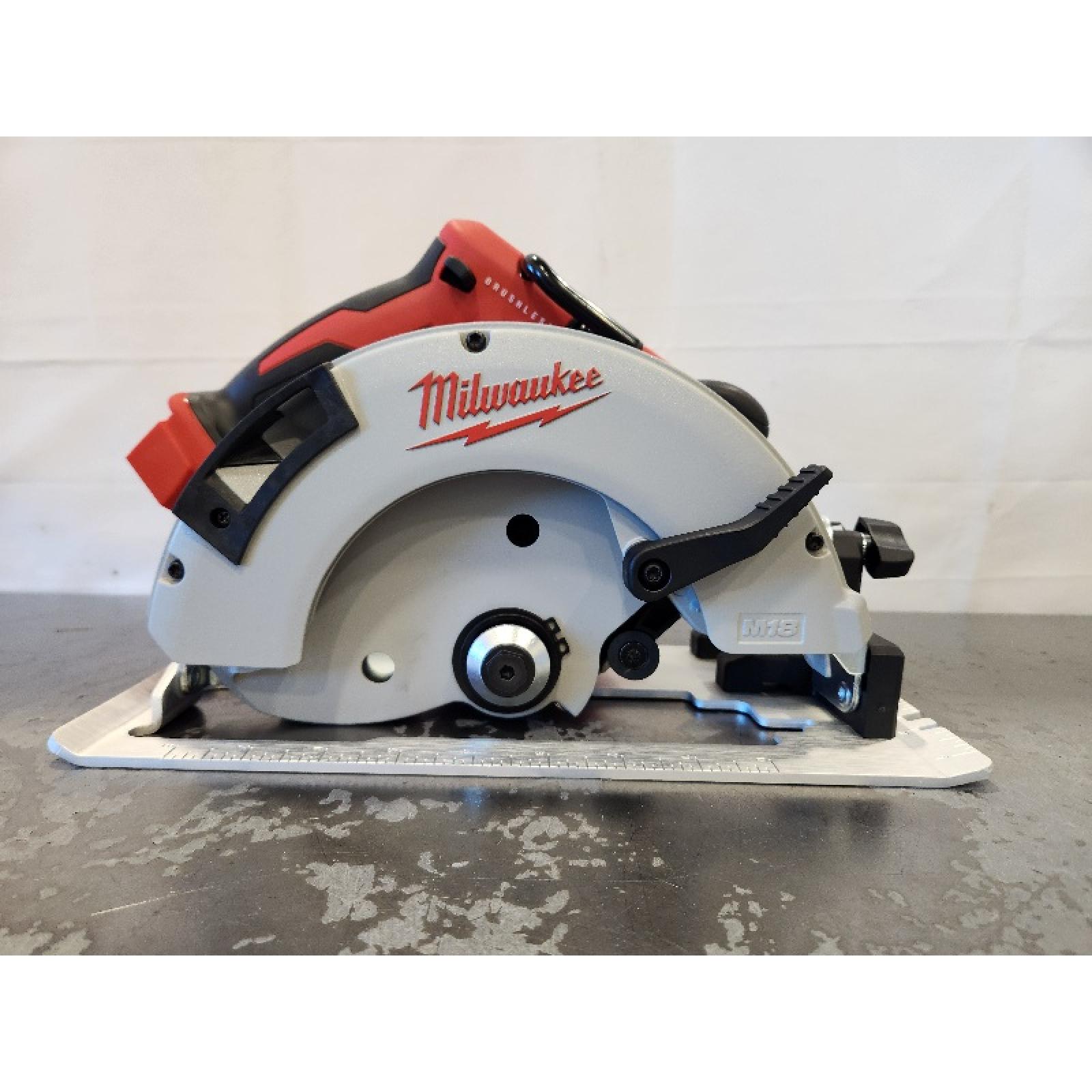 AS-IS- Milwaukee 7-1/4 18V Brushless Circular Saw (Bare Tool)