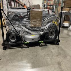 DALLAS LOCATION - Murray MT200 42 in. 19.0 HP 540cc EX1900 Series Briggs and Stratton Engine Automatic Gas Riding Lawn Tractor Mower