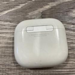 AS-IS Apple Airpods 4