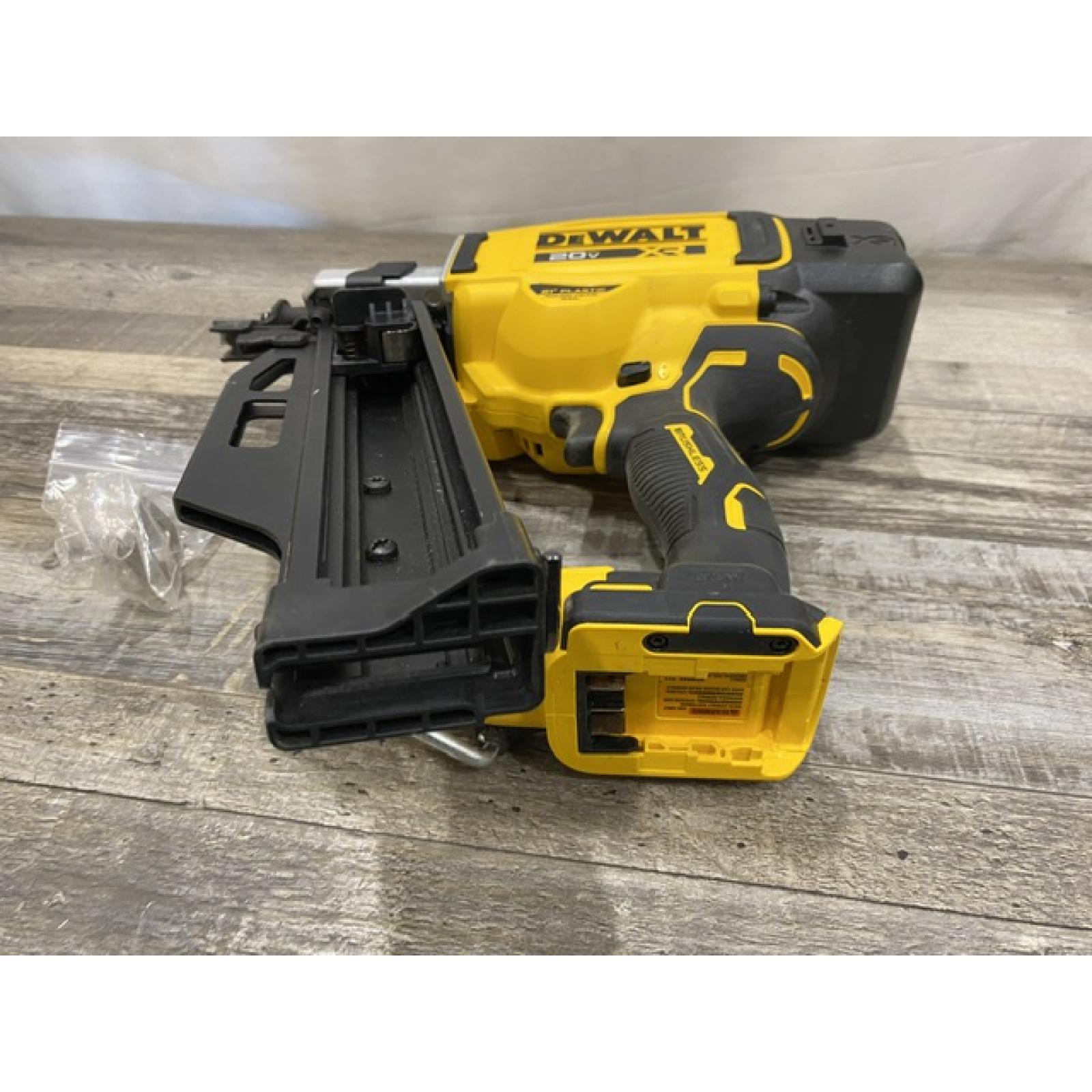 AS-IS DEWALT 20-Volt 21° Cordless Framing Nailer (Tool-Only)