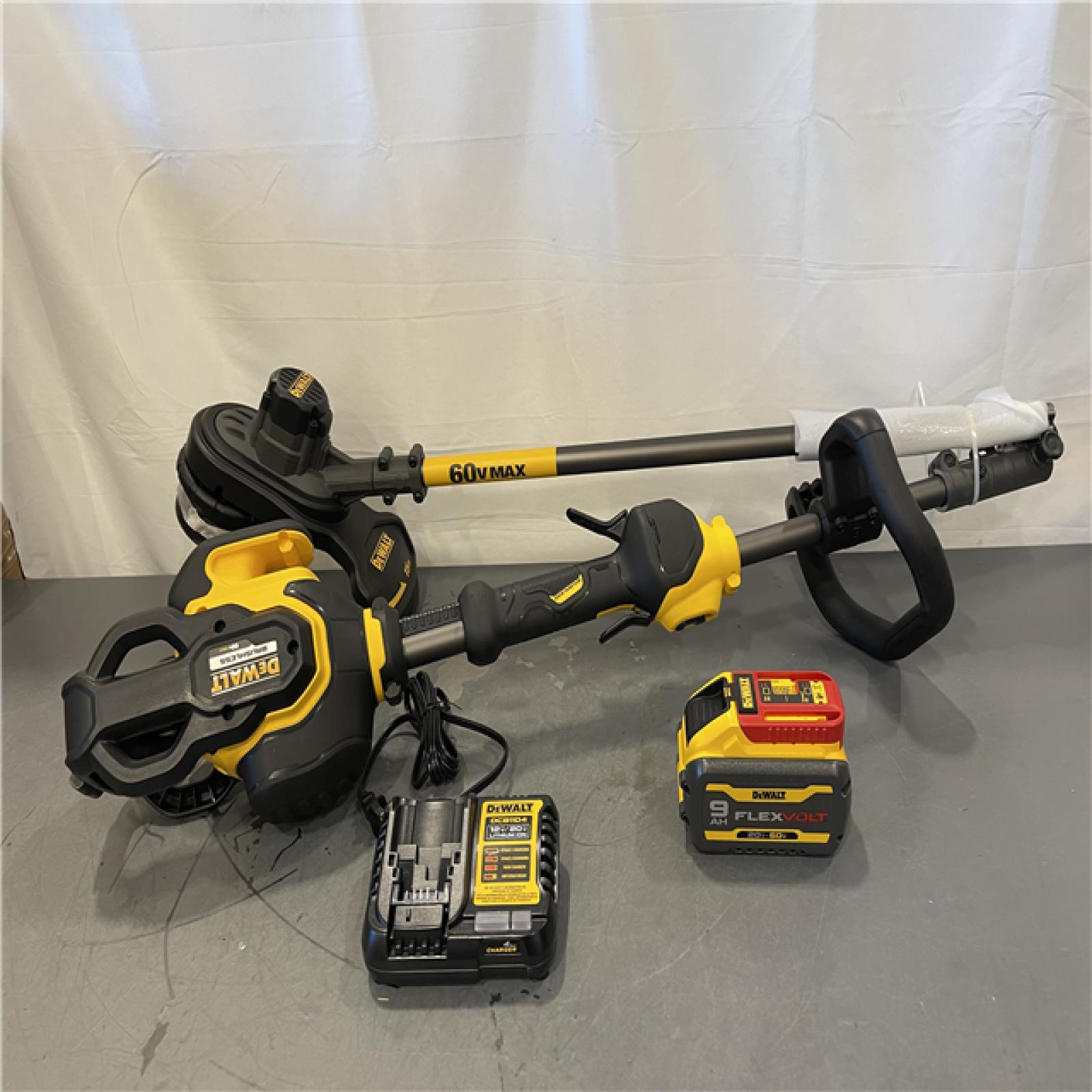 AS-IS -  DeWalt FLEXVOLT 60V MAX 15 in. Brushless Cordless Battery Powered String Trimmer Kit