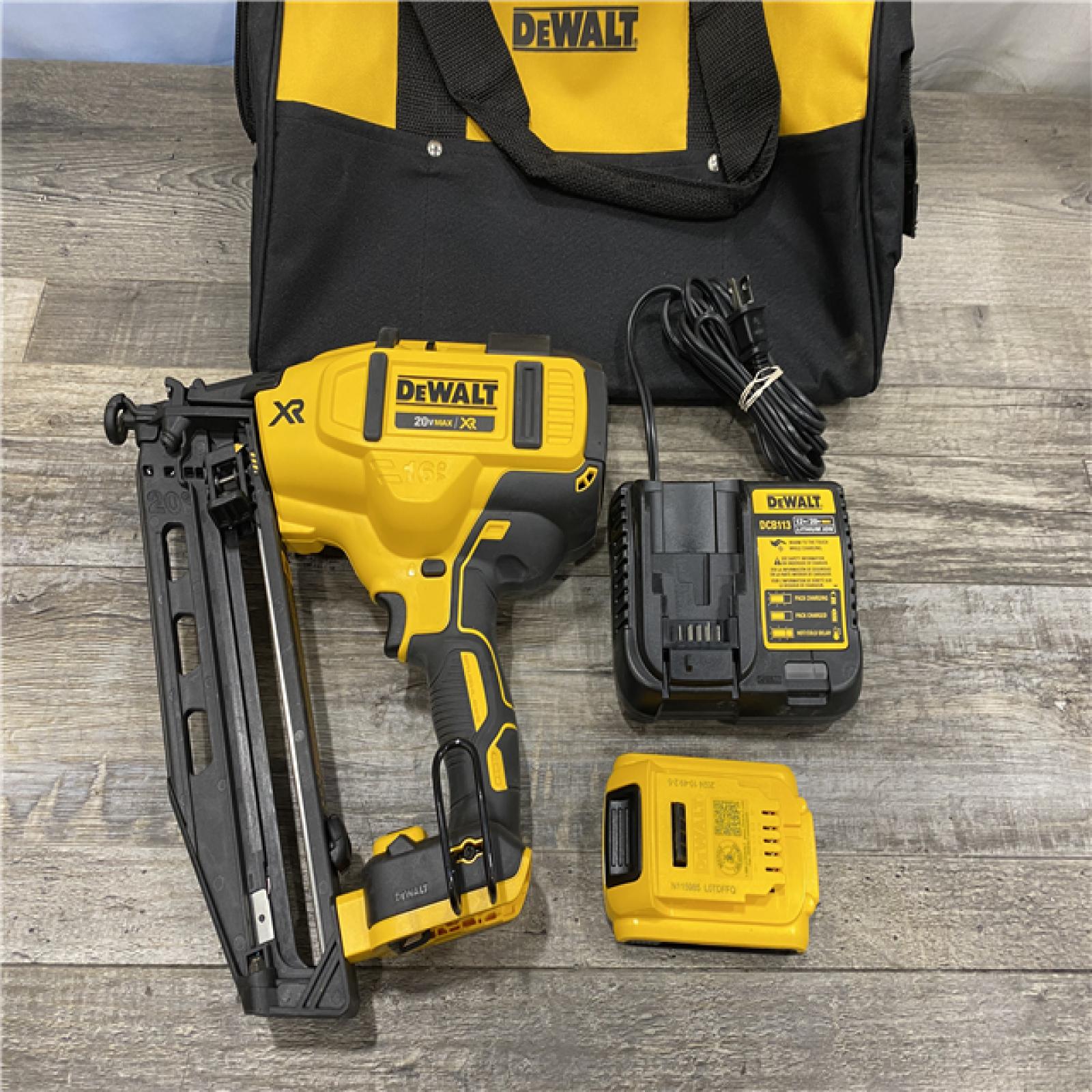 AS-IS DEWALT 20V MAX XR 16-Gauge Electric Cordless Angled Finishing Nailer Kit