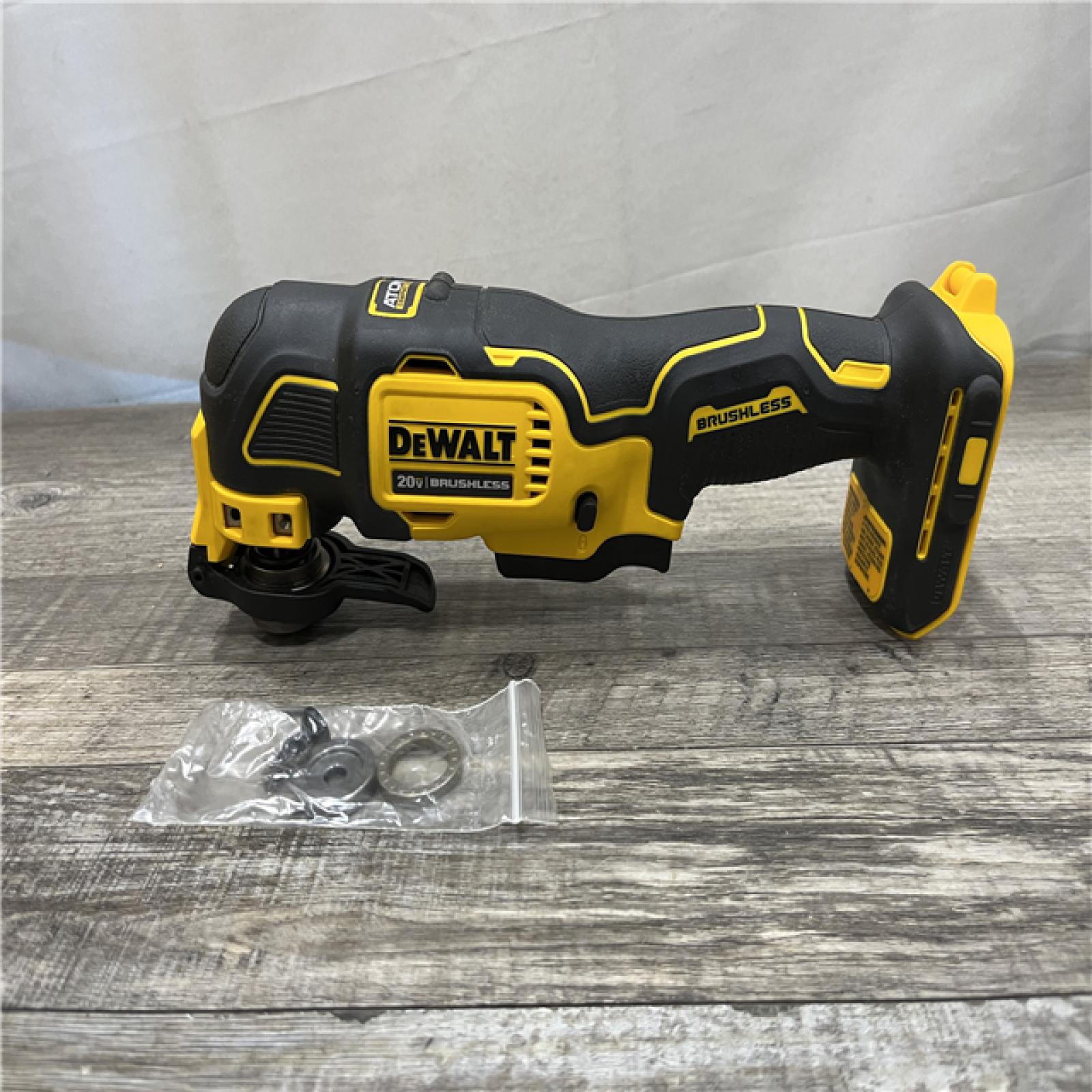 AS-IS DEWALT ATOMIC 20V MAX Cordless Brushless Oscillating Multi Tool (Tool Only)