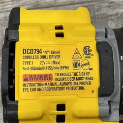 AS-IS DEWALT ATOMIC 20-Volt MAX Lithium-Ion Cordless Combo Kit