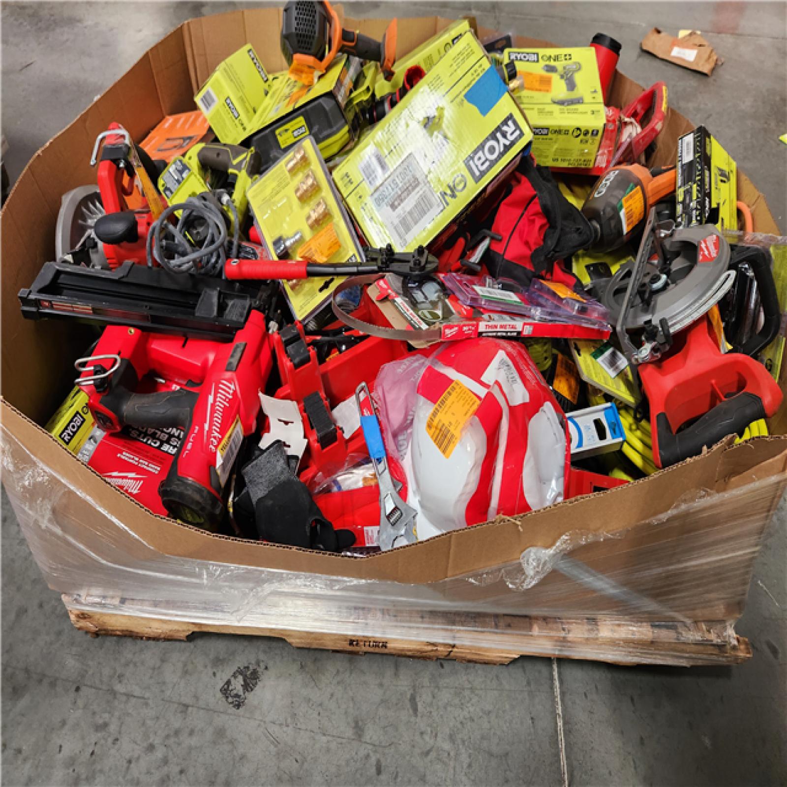 CALIFORNIA AS-IS TOOL PALLET