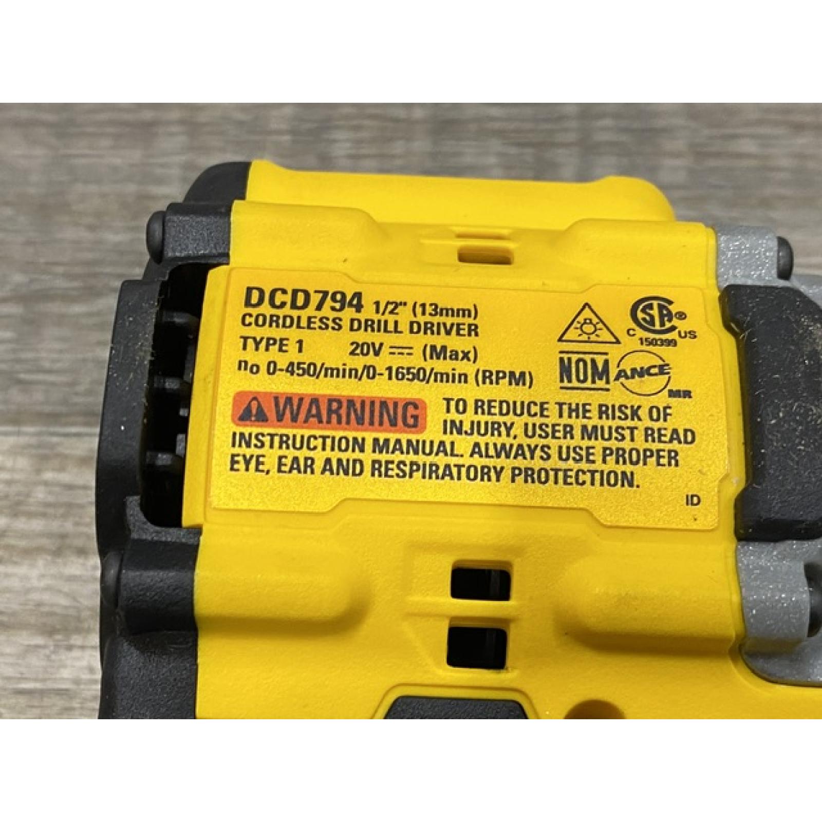 AS-IS DEWALT Atomic 20V Lithium-Ion Cordless Compact 1/2 in. Drill/Driver Kit