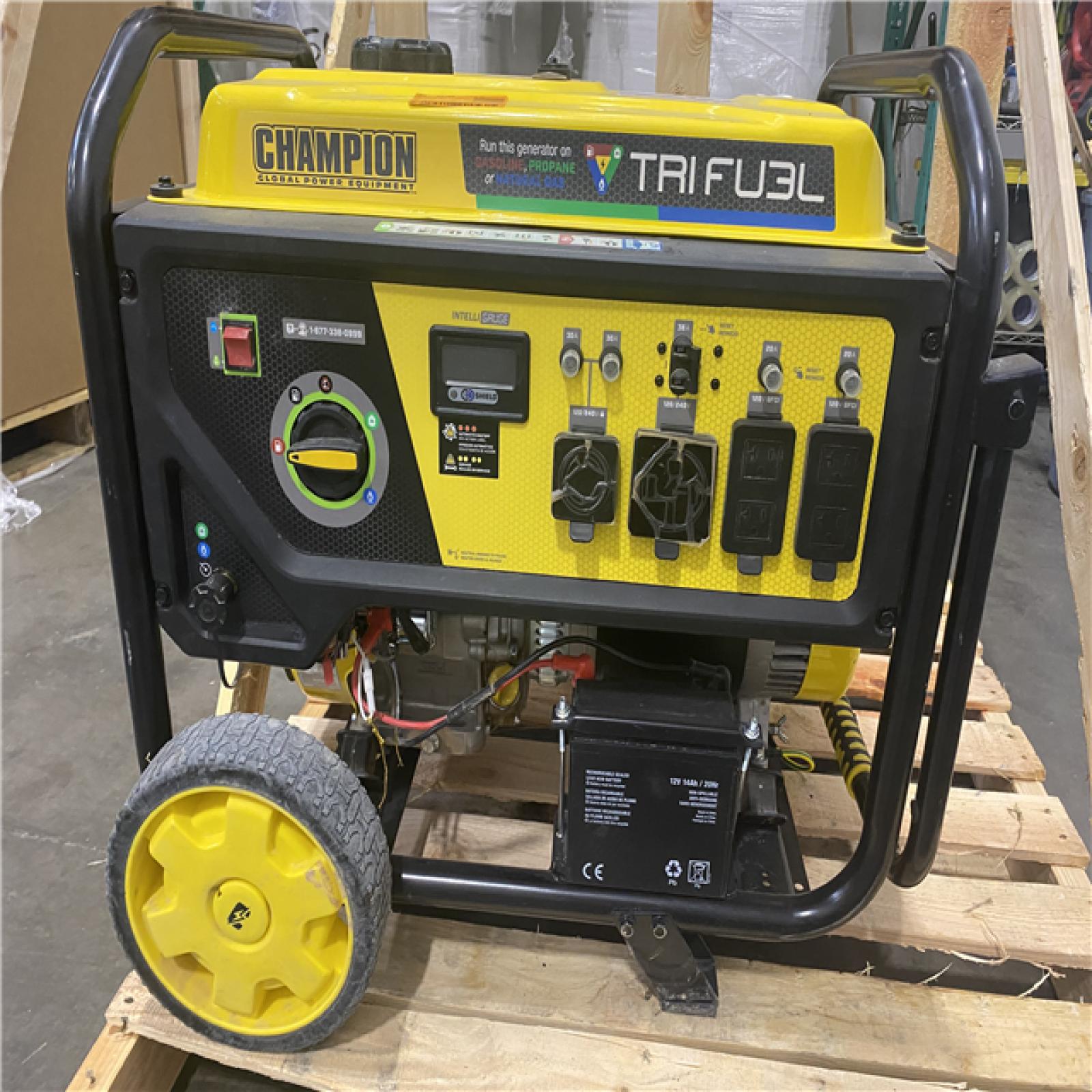 Dallas Location - As-Is Champion Power Equipment 11 500/9 200-Wattl Gas Portable Generator
