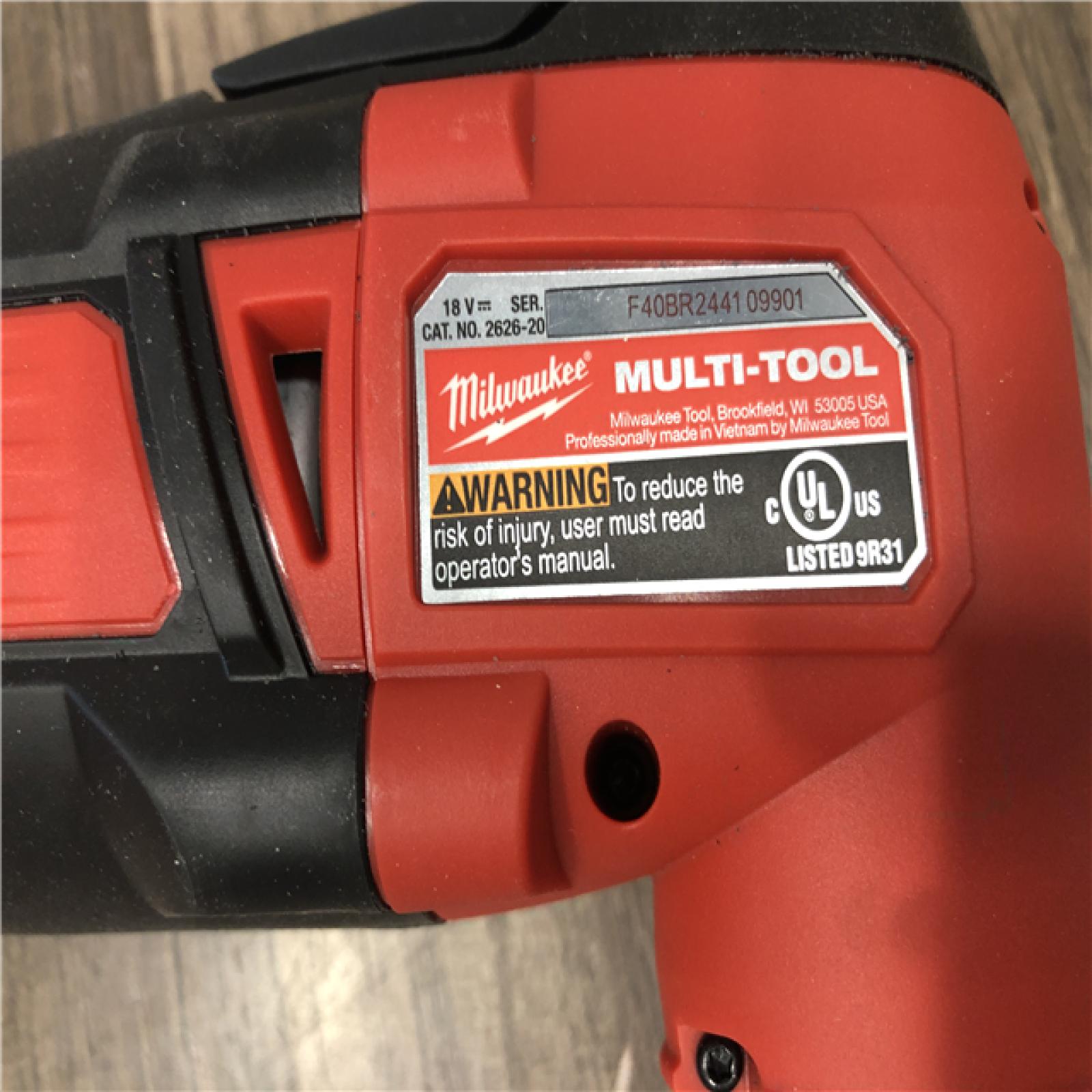 AS-IS Milwaukee 18V Lithium-Ion Cordless Oscillating Multi-Tool (Tool-Only)