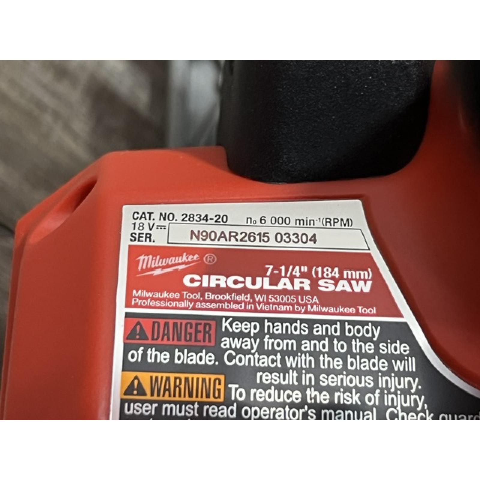 AS-IS Milwaukee FUEL 18V Lithium-Ion Brushless Cordless 7-1/4 in. Circular Saw (Tool-Only)