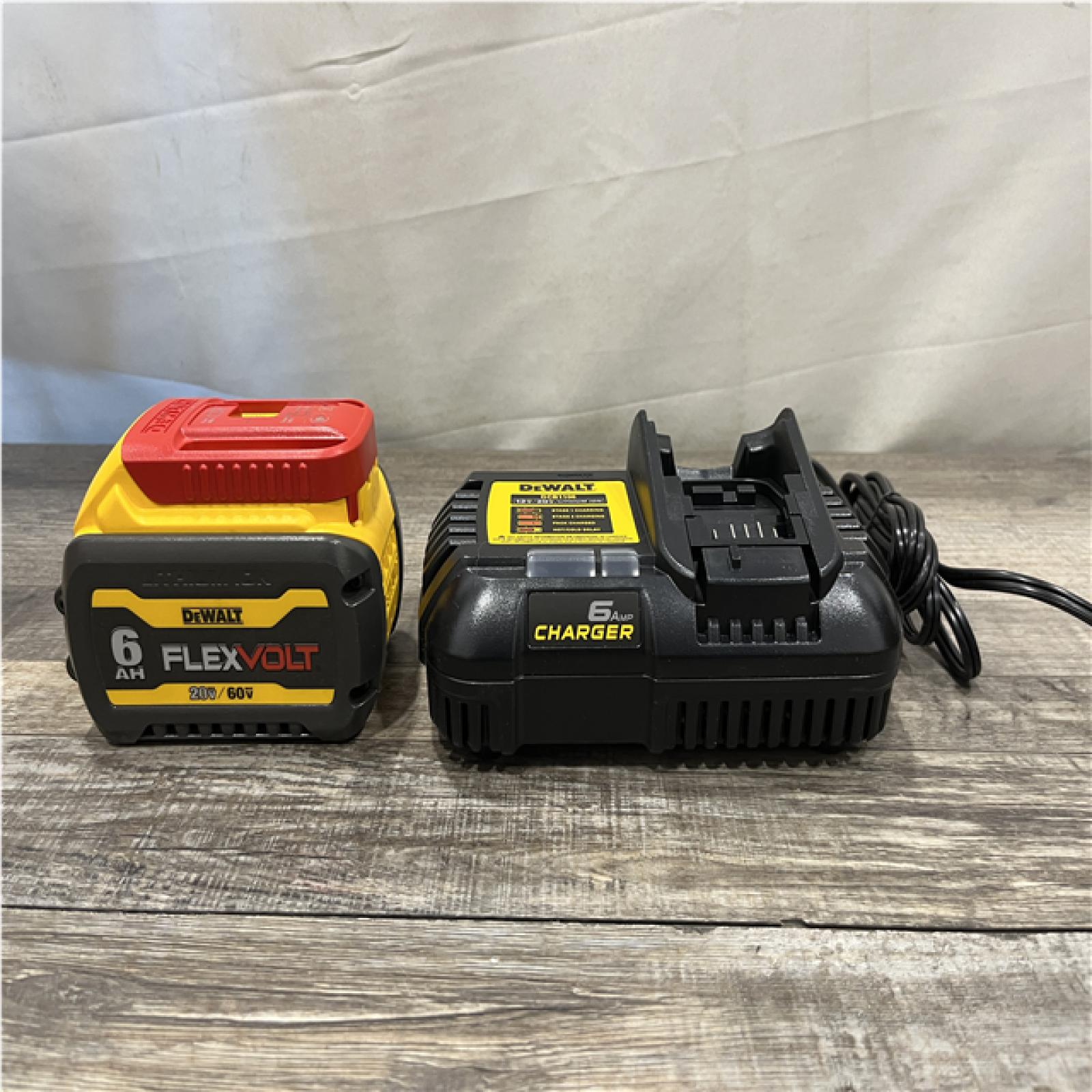 AS-IS DEWALT FLEXVOLT 20V/60V MAX Lithium-Ion 6.0Ah Battery Pack Kit