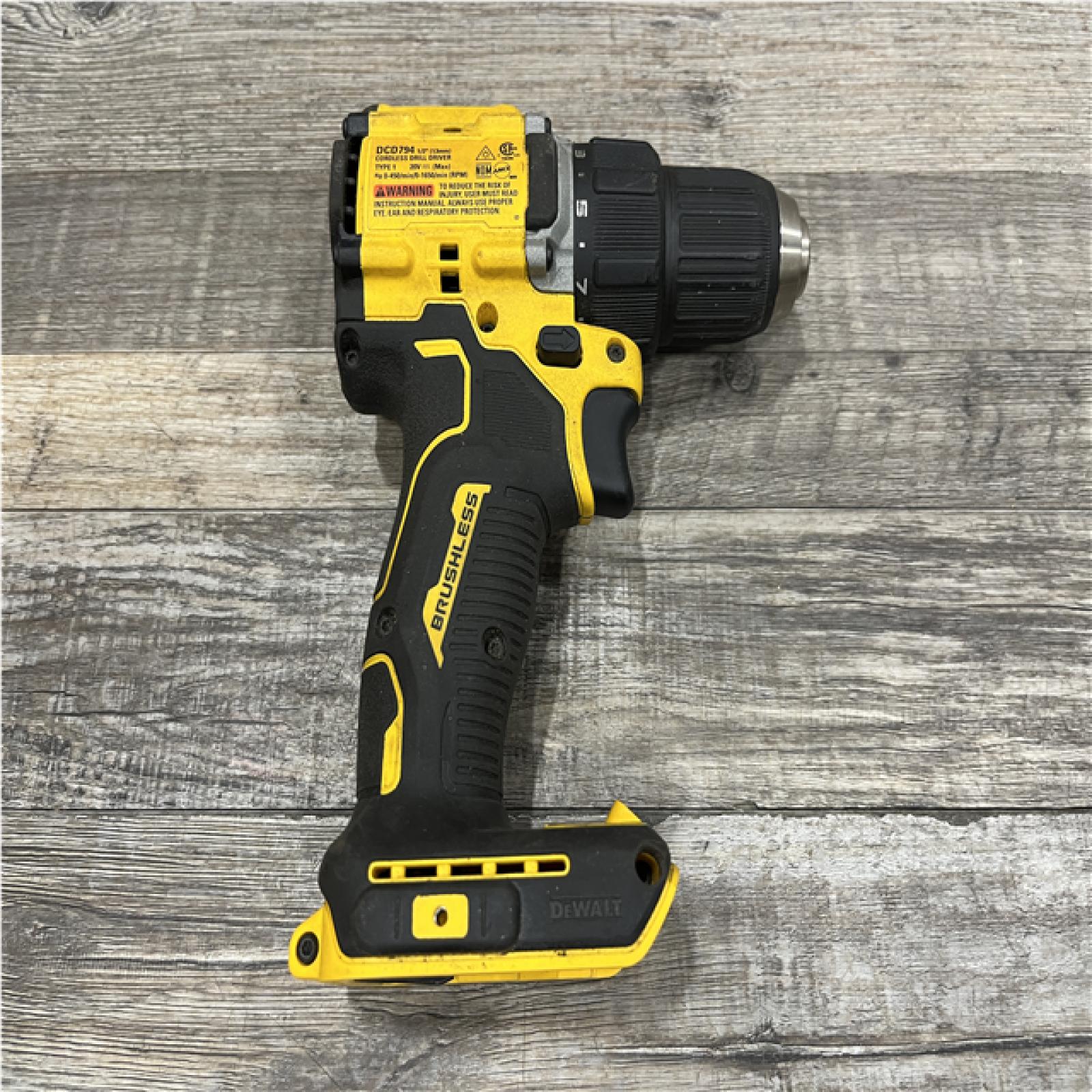 AS-IS DEWALT Atomic 20V Lithium-Ion Cordless Compact 1/2 in. Drill/Driver Kit