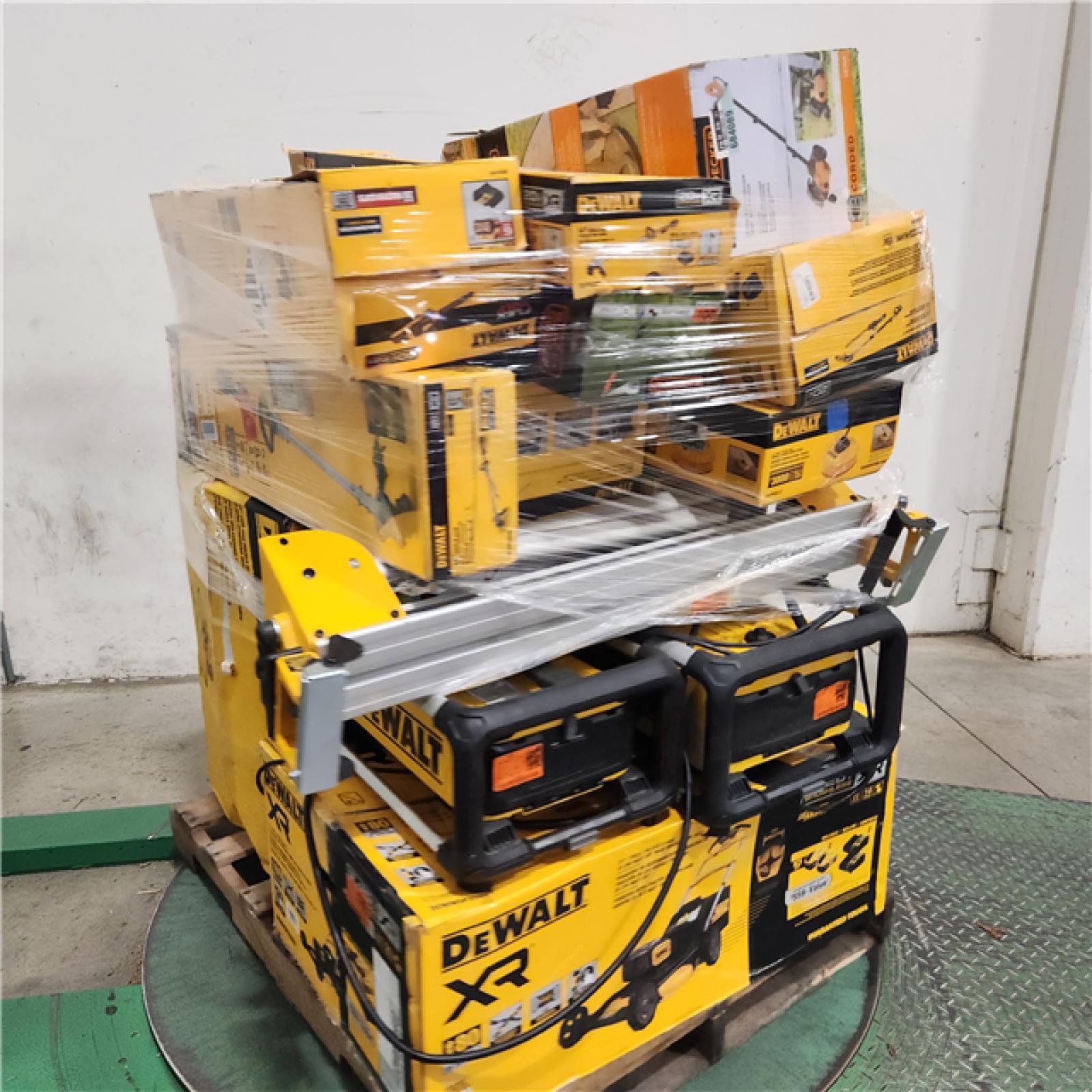 Dallas Location - As-Is DEWALT Tool Pallet
