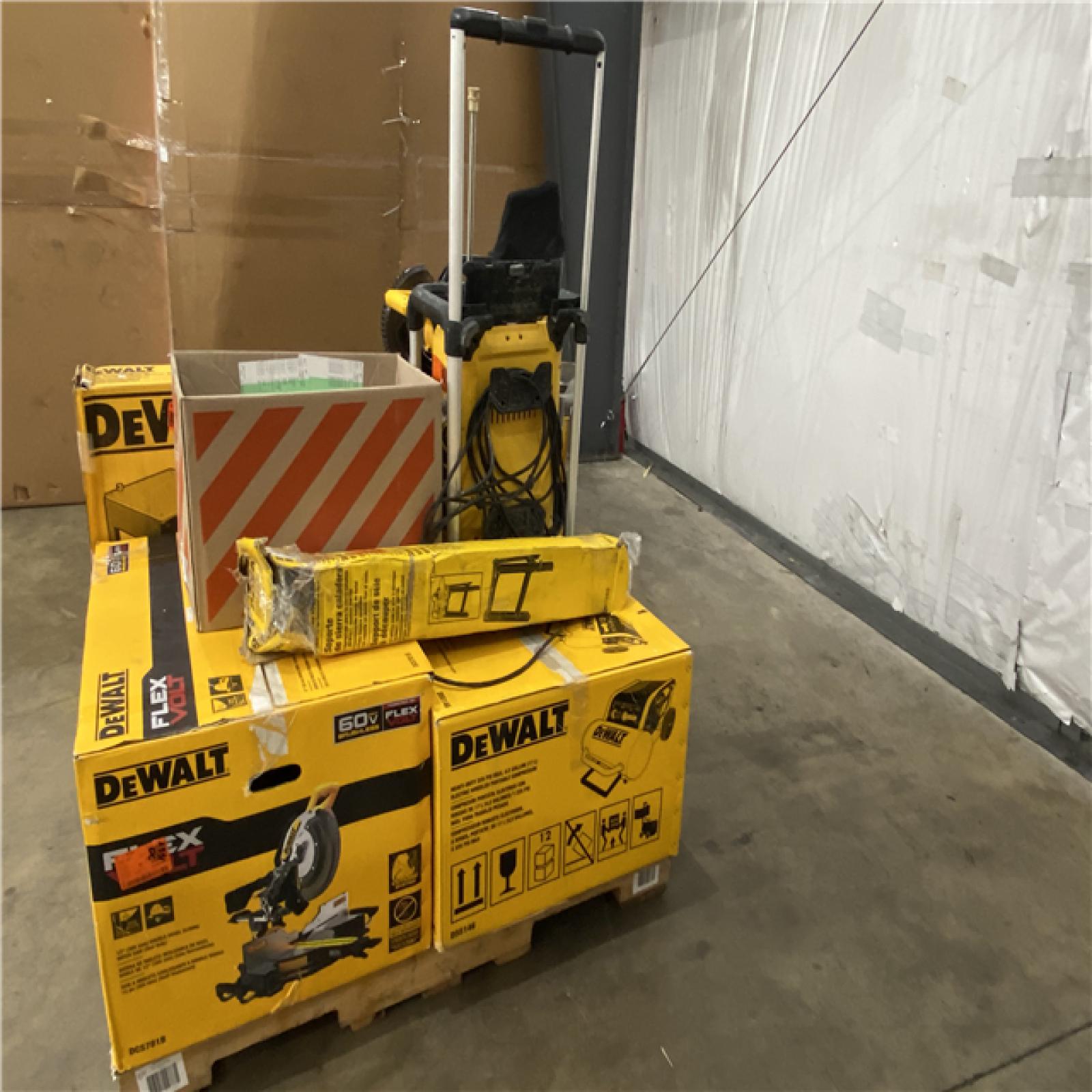Houston Location AS IS - Tool Pallet