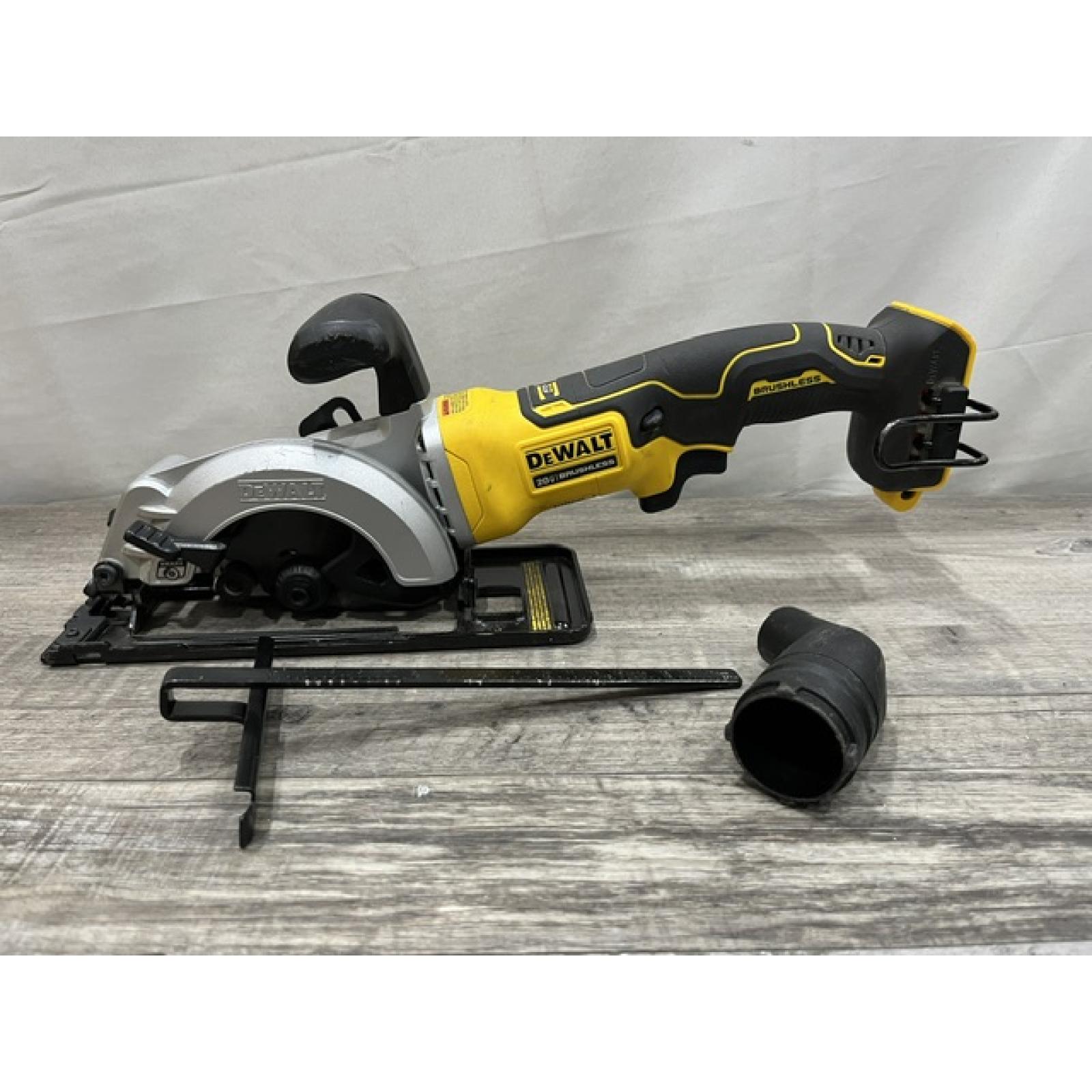 AS-IS DEWALT ATOMIC 20V MAX Cordless Brushless 4-1/2 in. Circular Saw (Tool Only)