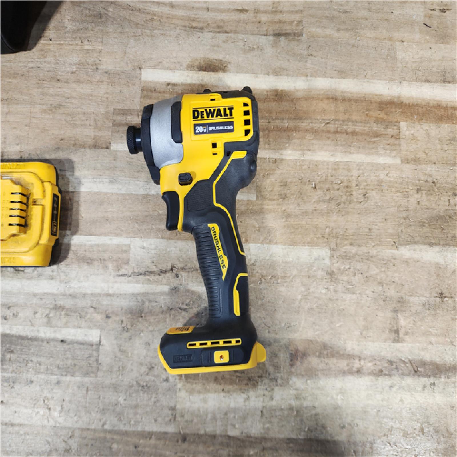 HOUSTON LOCATION - AS - IS DEWALT Atomic 20V Max Lithium-Ion Brushless Cordless Compact 1/4 in. Impact Driver Kit