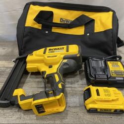 AS-IS DEWALT 20V MAX XR Lithium-Ion Cordless 18-Gauge Narrow Crown Stapler Kit