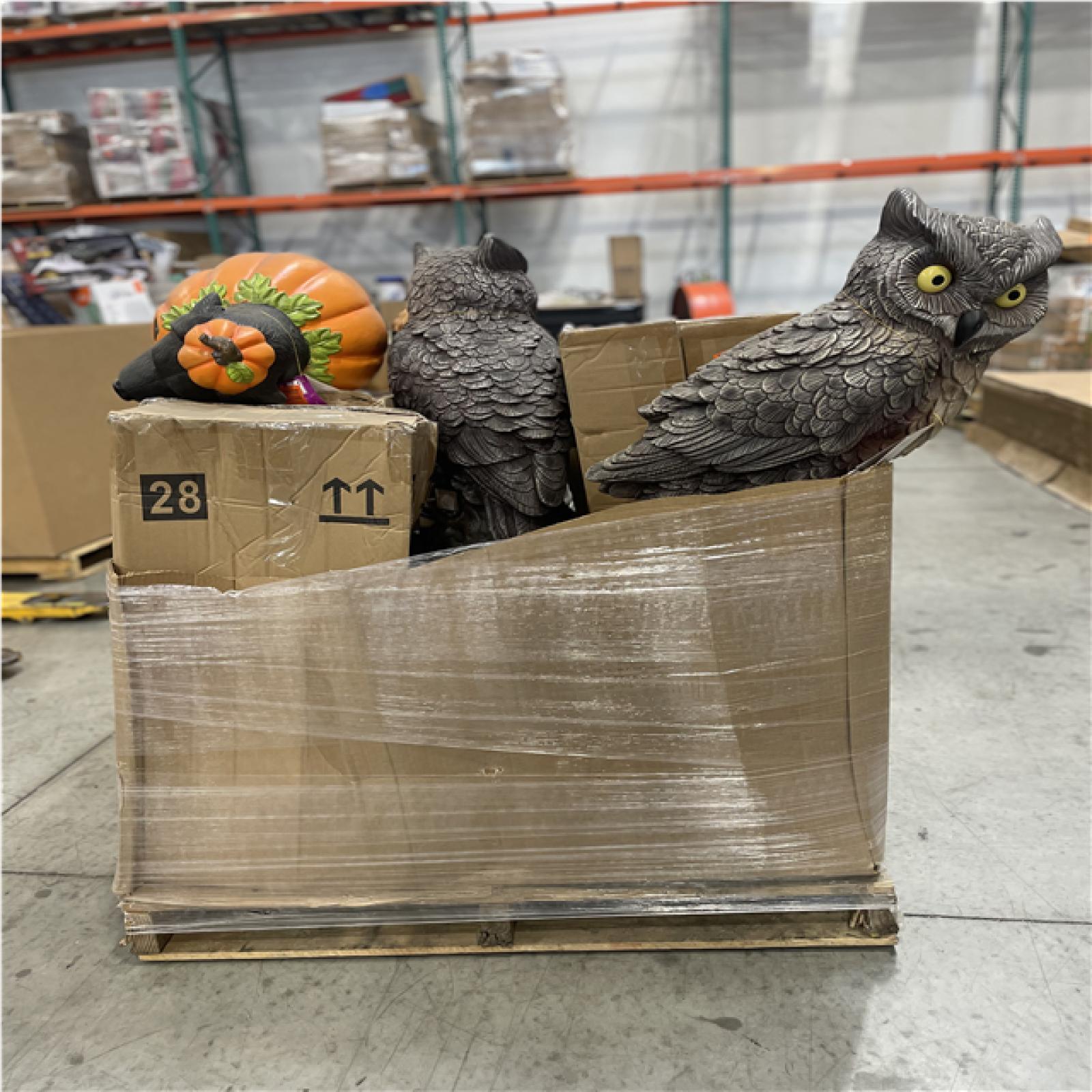 DALLAS LOCATION- AS-IS ASSORTED HALLOWEEN DECORATIONS PALLET