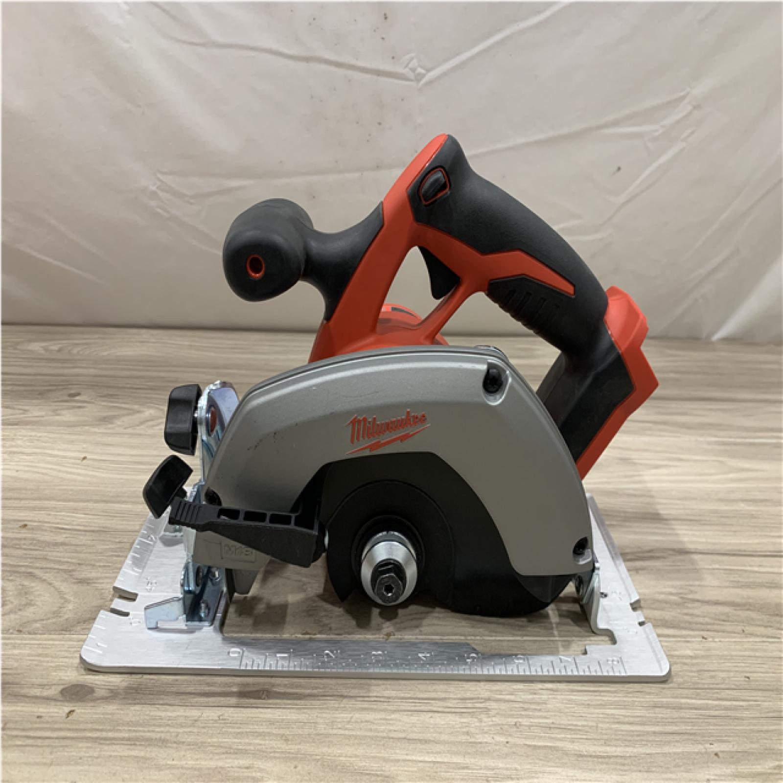 AS-IS Milwaukee 18V Lithium-Ion Cordless 6-1/2 in. Circular Saw (Tool-Only)