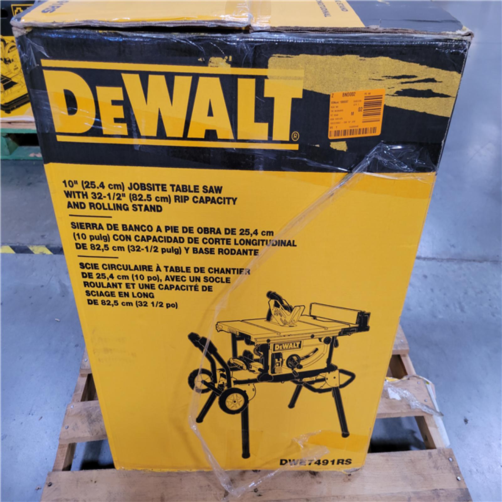CALIFORNIA AS-IS DEWALT 10 (25.4cm) JOBSITE TABLE SAW WITH 32-1/2 (82.5cm) RIP CAPACITY AND ROLLING STAND