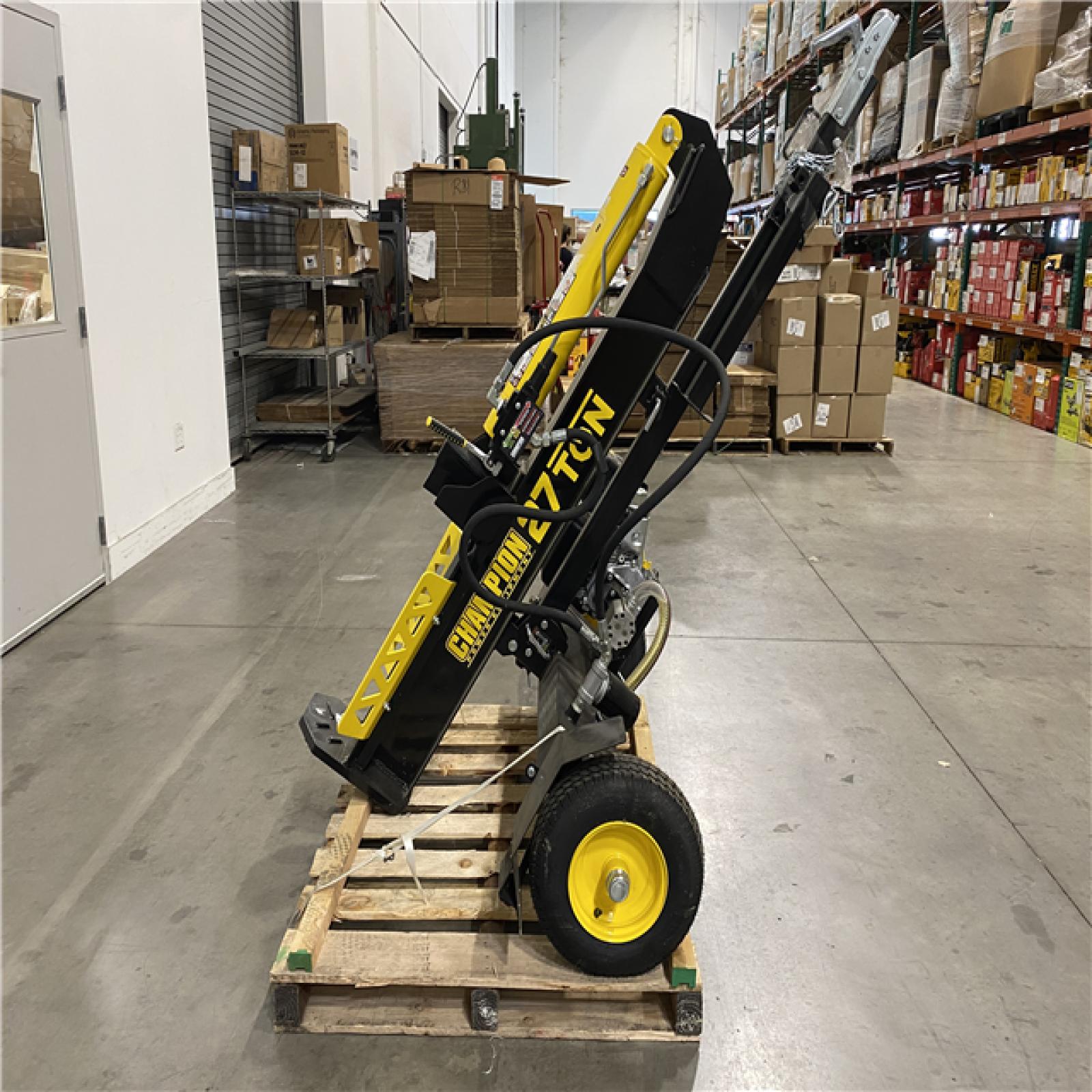 Dallas Location - As-Is Champion Power Equipment 27 Ton 224 cc Gas Log Splitter