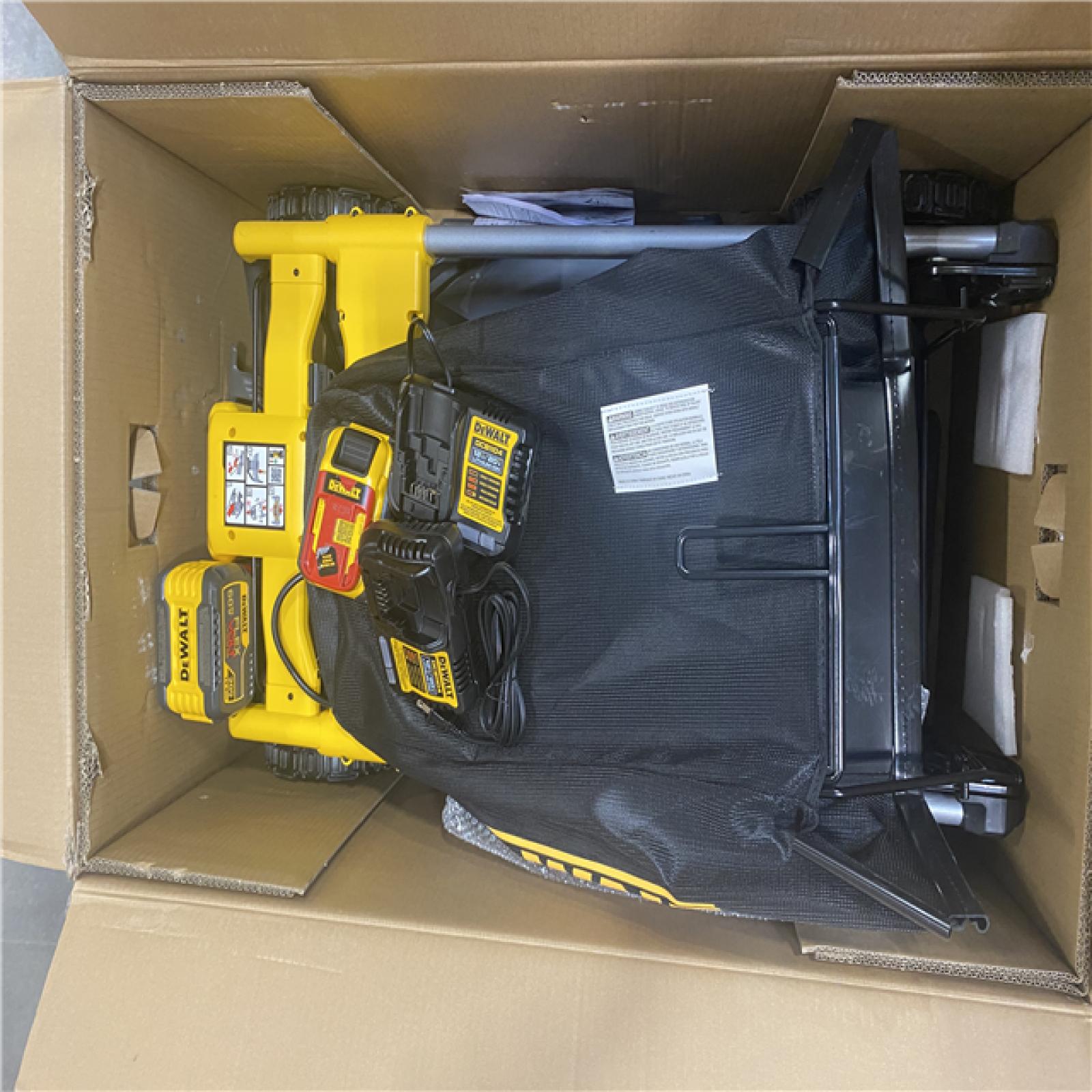 As-Is- FLEXVOLT 2x60V MAX 21 in. Cordless Battery Powered Self Propelled Lawn Mower Kit with  12.0 Ah Batteries and Chargers