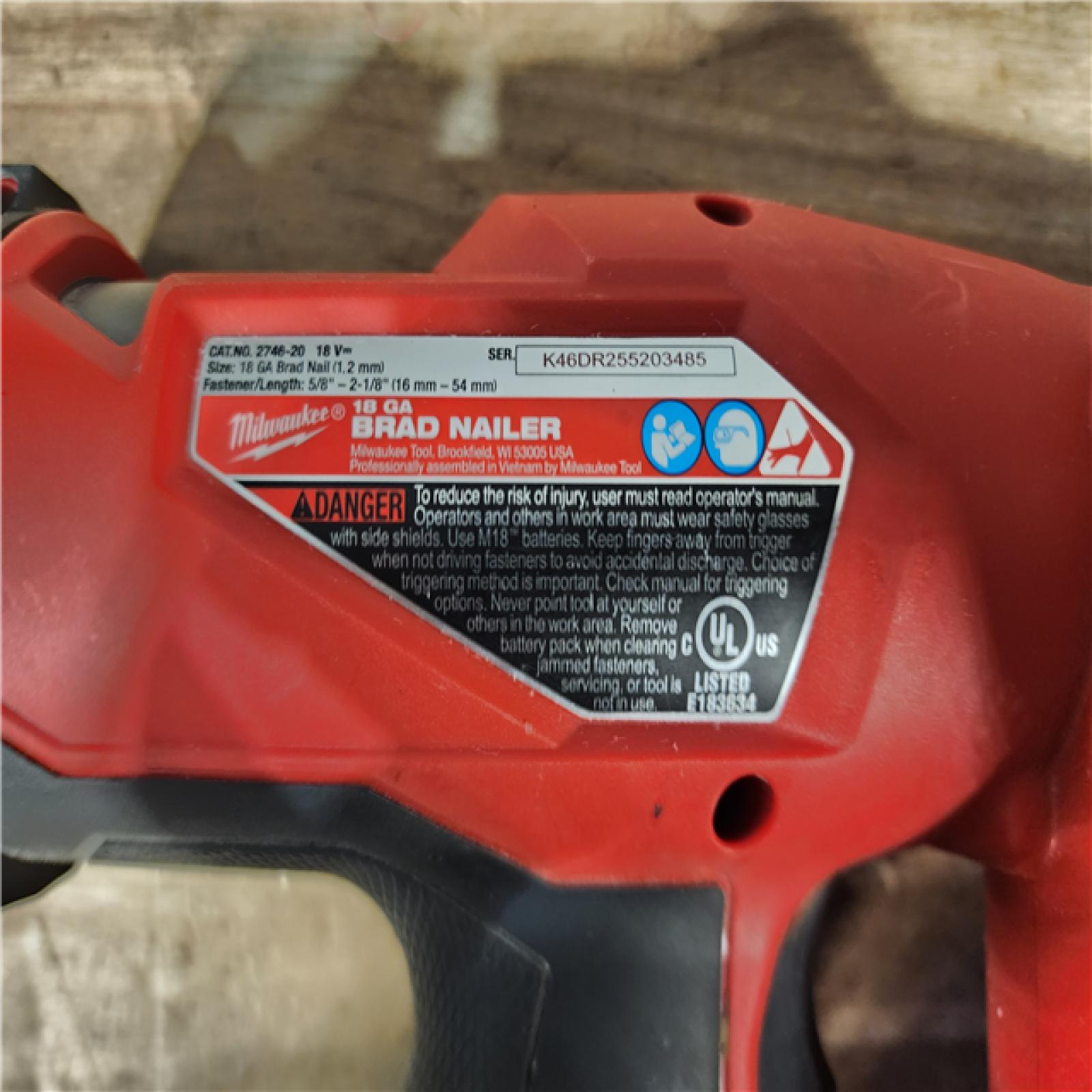 HOUSTON LOCATION - AS - IS Milwaukee FUEL 18-Volt Lithium-Ion Brushless Cordless Gen II 18-Gauge Brad Nailer (Tool-Only)