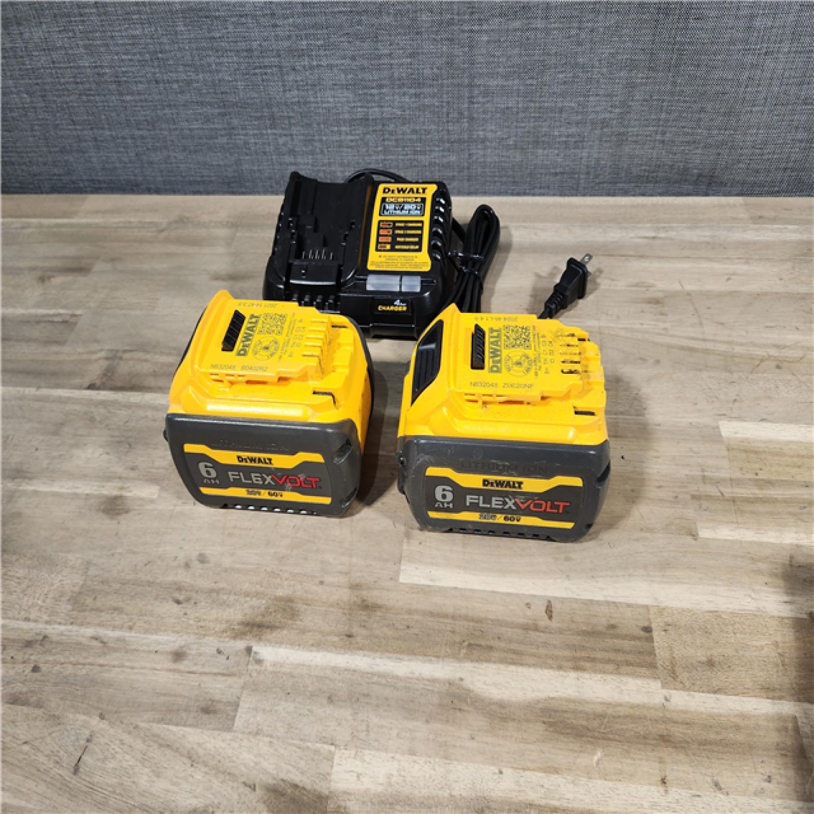 HOUSTON LOCATION - AS-IS DEWALT FLEXVOLT 60-Volt MAX Cordless Brushless Reciprocating Saw with (2) FLEXVOLT 6.0Ah Batteries