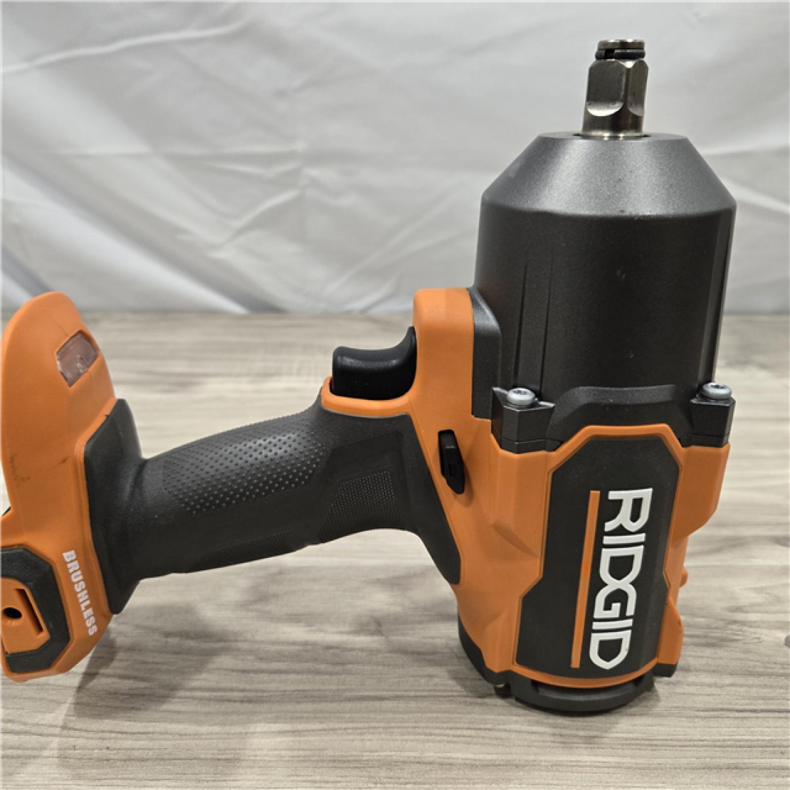 LIKE NEW! - RIDGID 18V Brushless CordlessImpact Wrench Kit